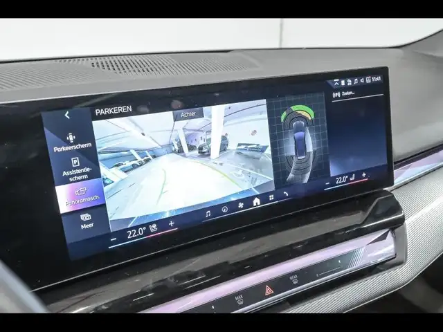 BMW I5 view 15