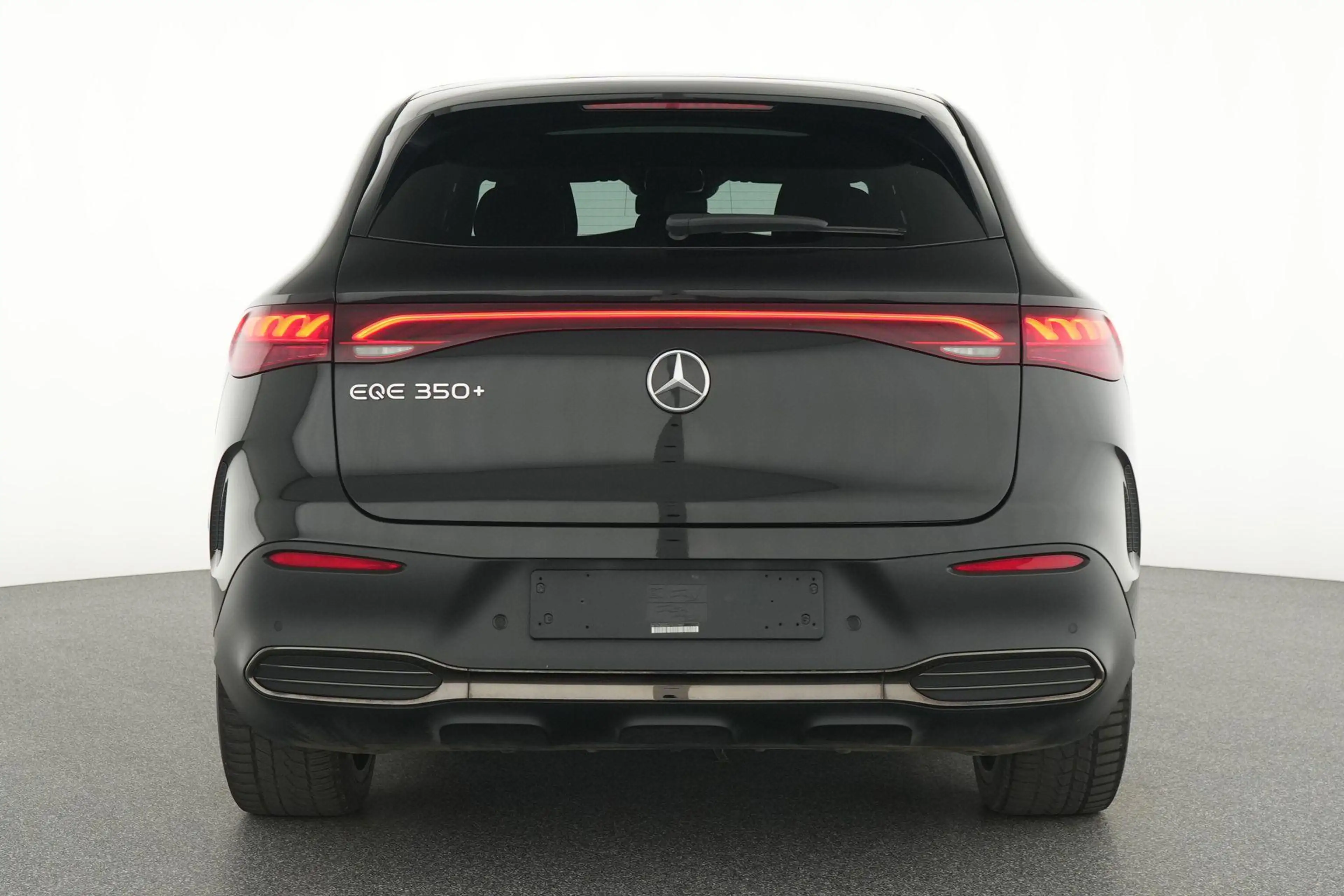 Mercedes-Benz EQE 350 350+ AMG Line — photo 7