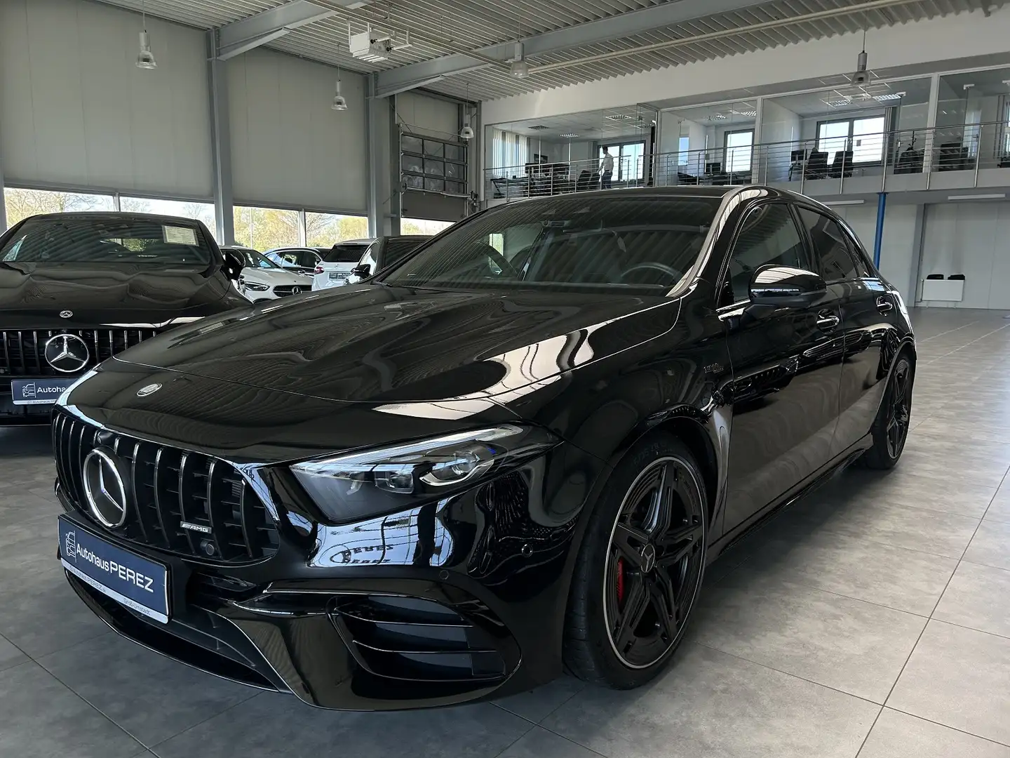 Mercedes-Benz A 45 AMG s 4M+ PREMIUM + DISTRONIC-AHK-PANORAMA Siyah - 2