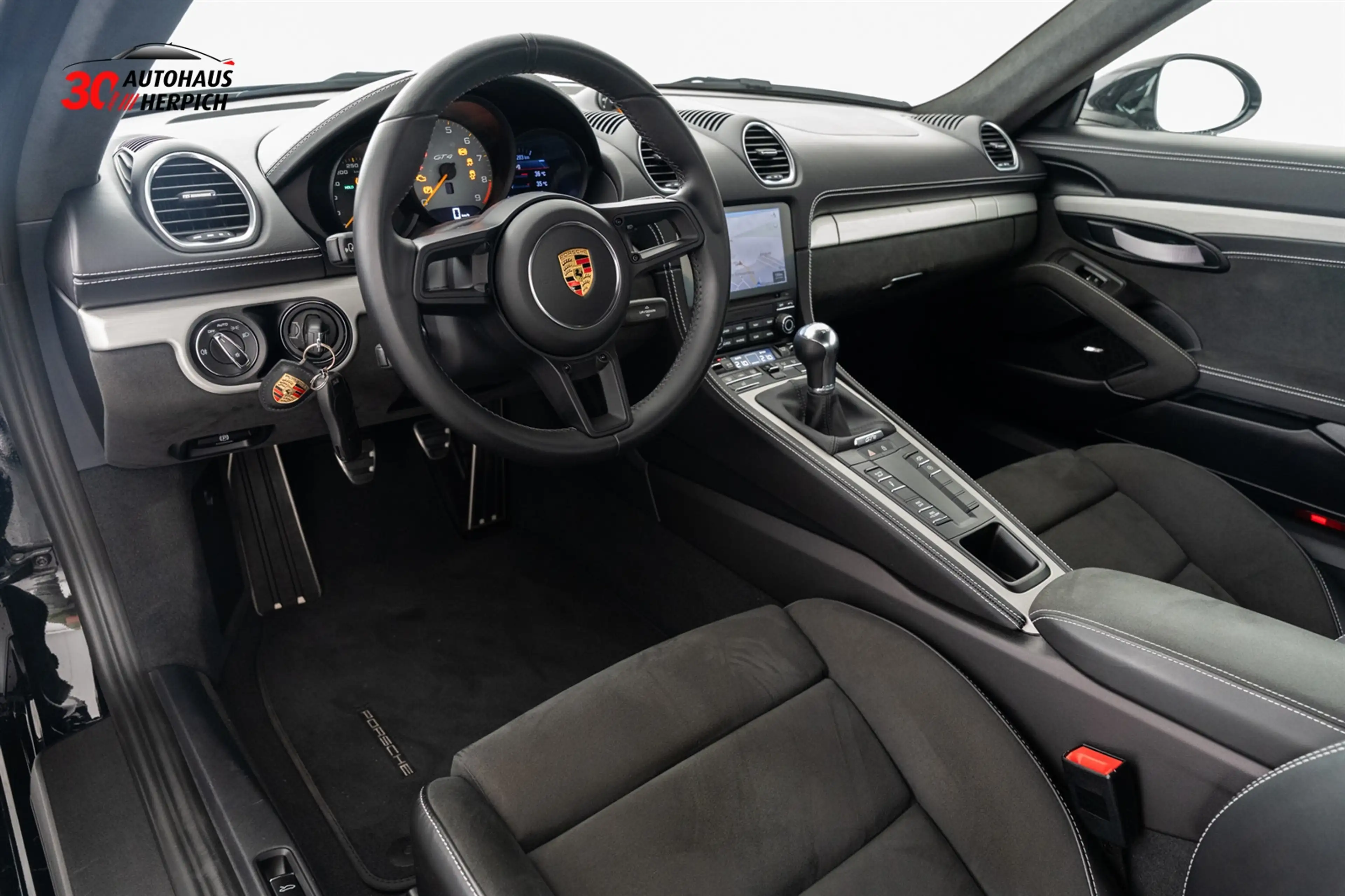 Porsche Cayman GT4 LED 18W BOSE Steinschlagschutz Approv — photo 9