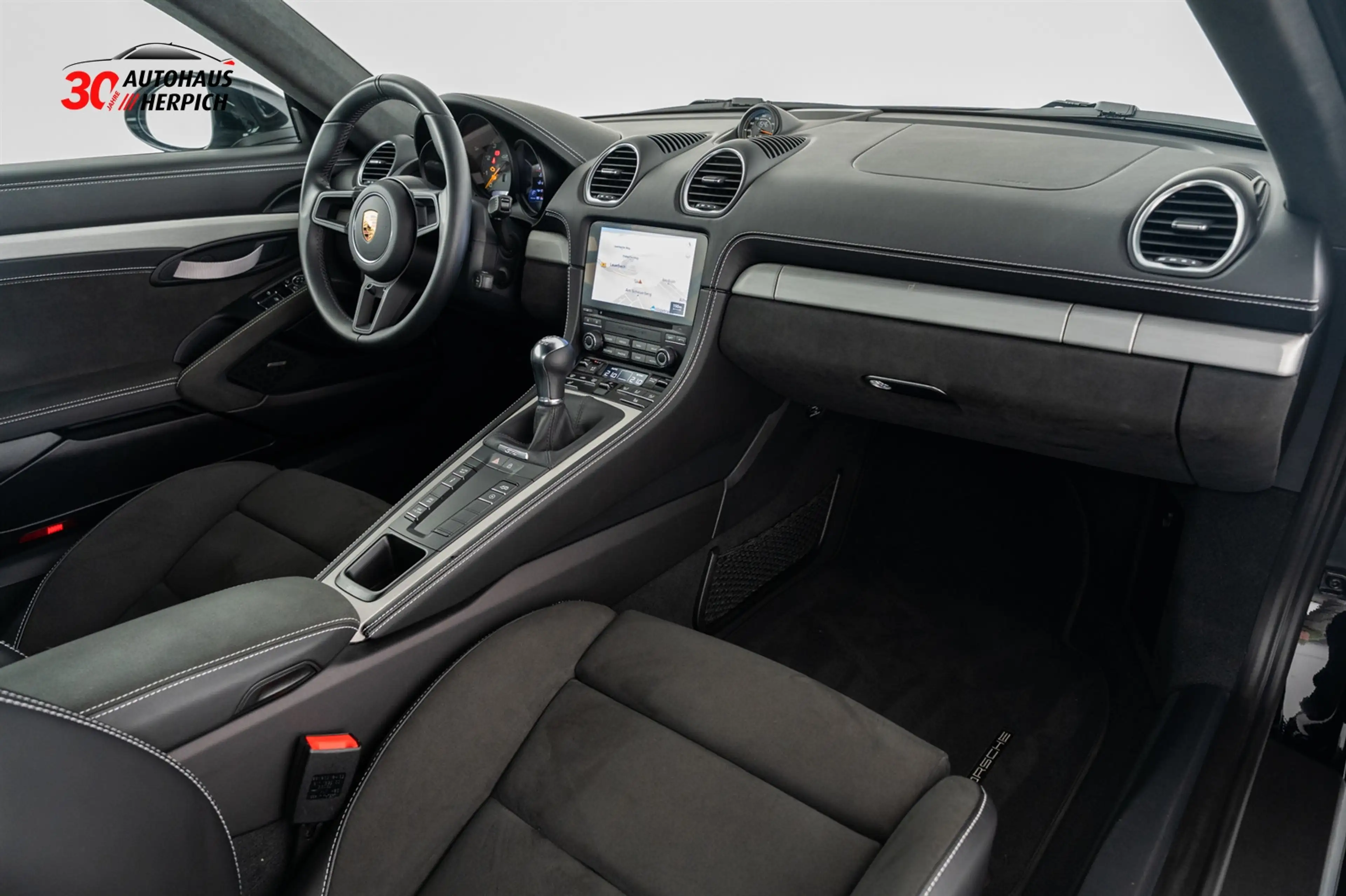 Porsche Cayman GT4 LED 18W BOSE Steinschlagschutz Approv — photo 14