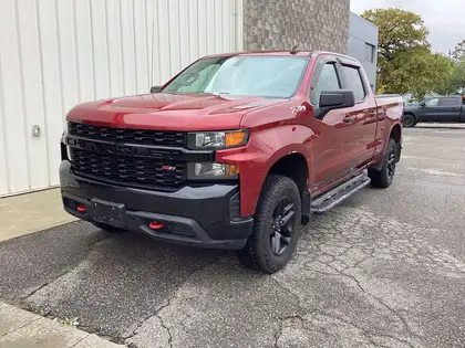 Red 2019 Chevrolet Silverado 1500 Pickup Truck Four-Wheel Drive 6-Speed Automatic