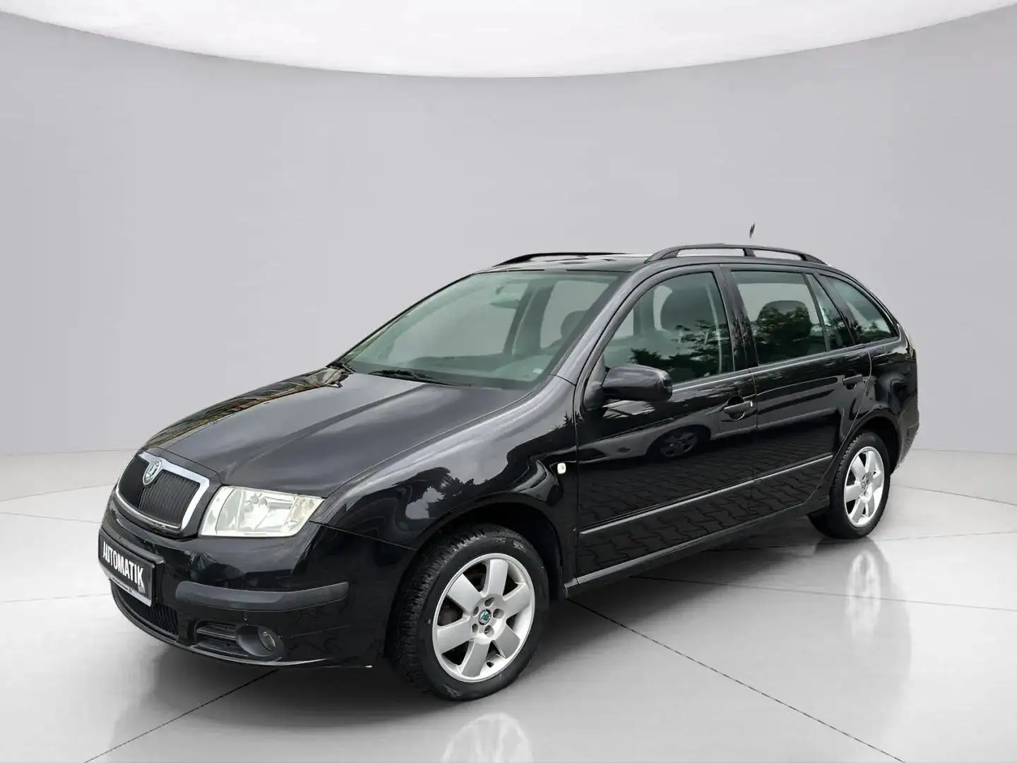 Skoda Fabia Sport*Automatik*1.Hand*HU/AU Neu*SHZ*Schiebe-Dach Schwarz - 1