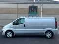 Renault Trafic Trafic 2.5 dCi L2H1 Faible Km !!  Airco ° Gps - thumbnail 2