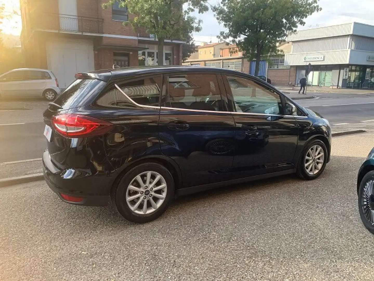 Ford C-Max C-Max 1.5 TDCi 120CV Start&Stop Titanium Noir - 2