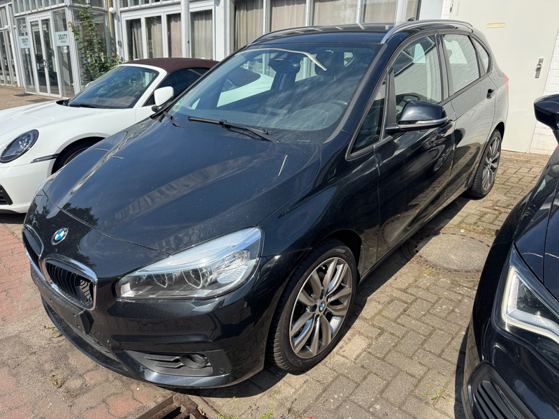 BMW 218 218i Active Tourer — photo 2