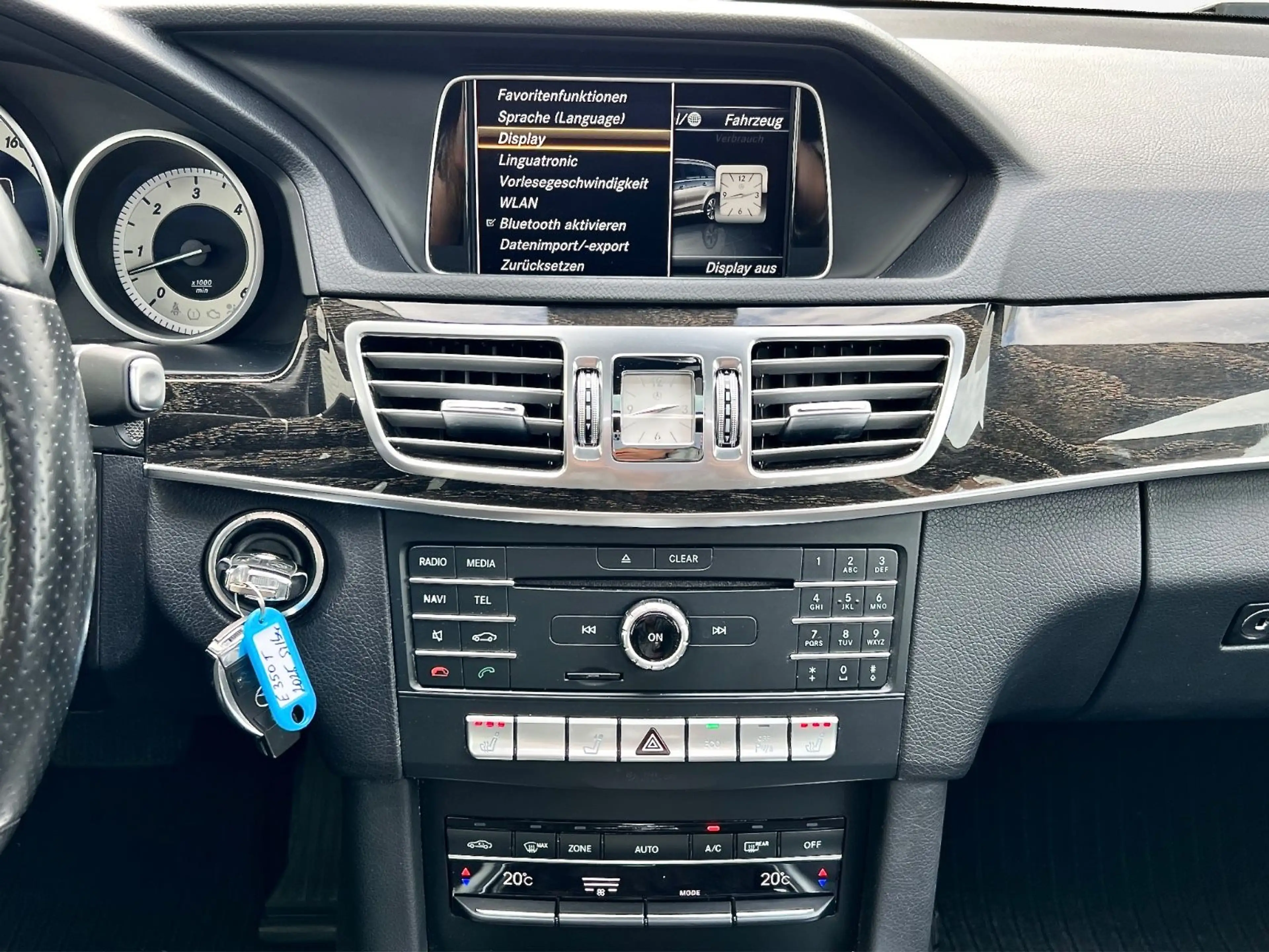 Mercedes-Benz E 350 T BT 4M*7G-Tr*LED*COMAND*SCHIEBEDACH*AHK* — photo 15
