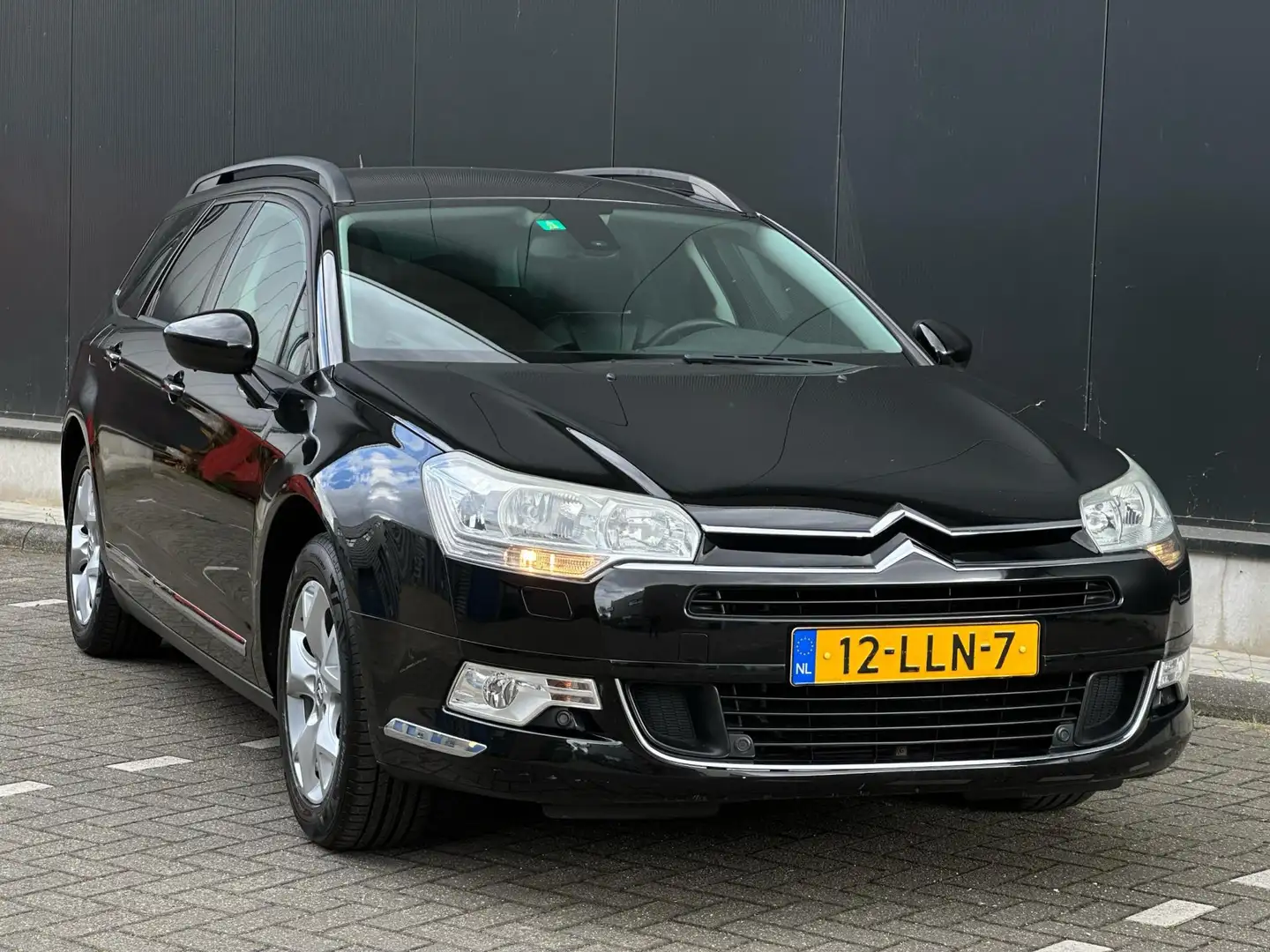 Citroen C5 Tourer 1.6 THP Business NAVI/6-BAK/CRUISE | NETTE Zwart - 2