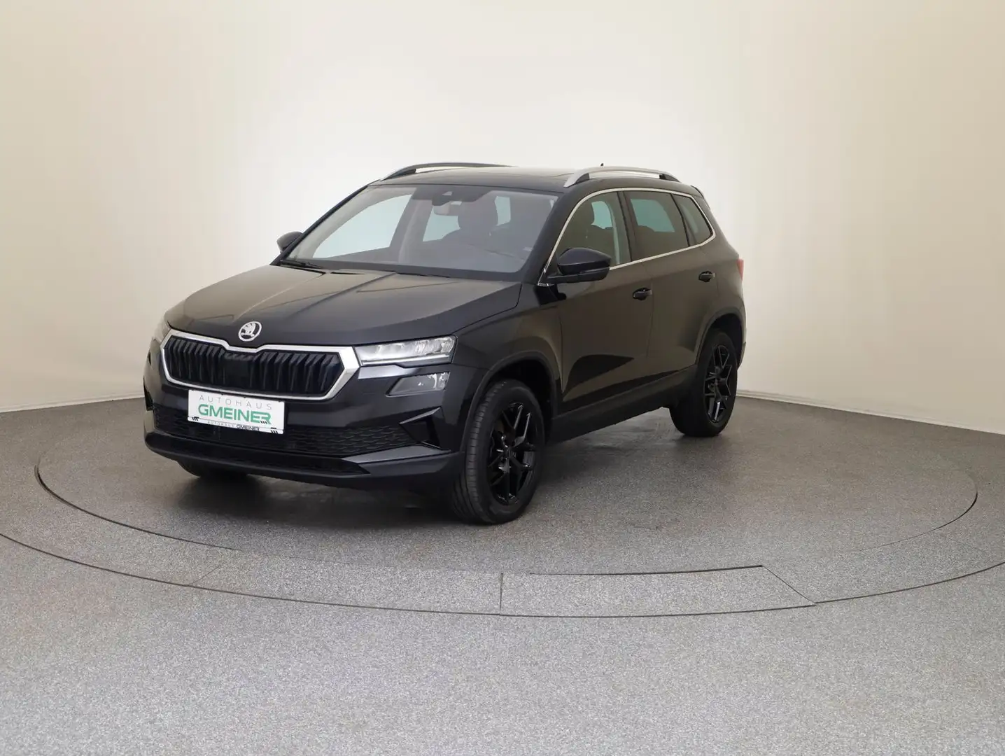 Skoda Karoq Style TSI DSG ACT Schwarz - 1