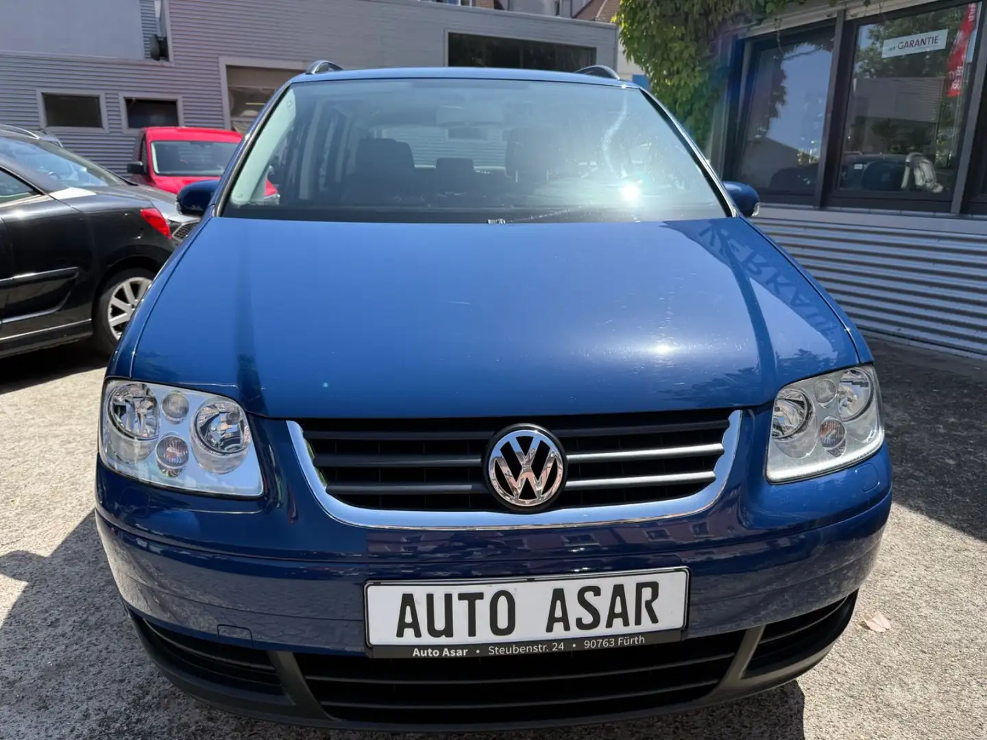 Volkswagen Touran Trendline 1,6 Klimatr./7-Sitze/Kette neu Blauw - 2