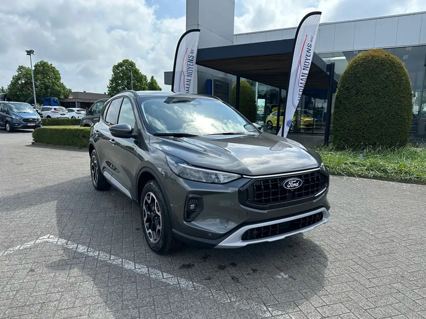 Ford Kuga Active FHEV - FWD Grijs - 1