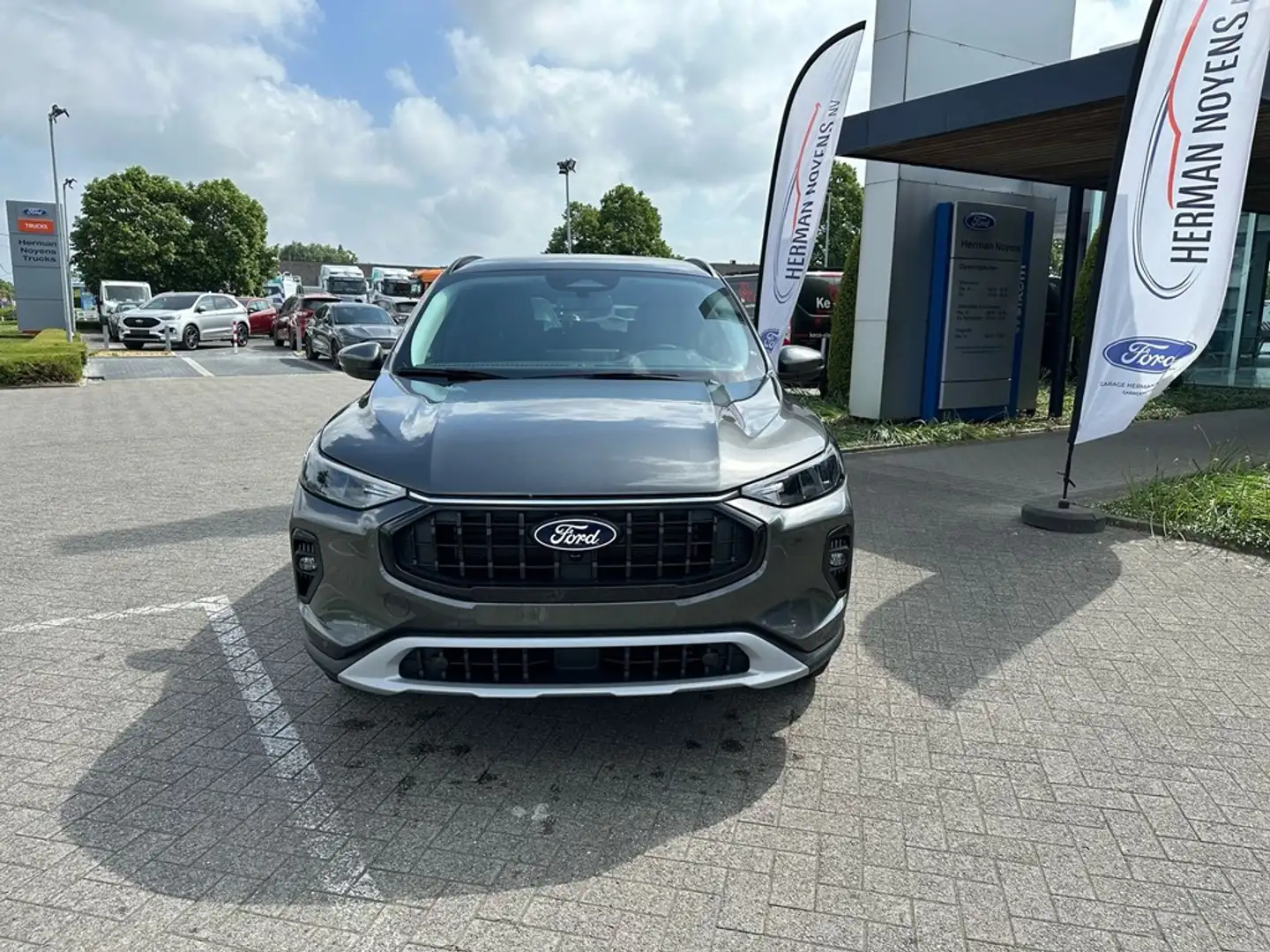 Ford Kuga Active FHEV - FWD Grijs - 2