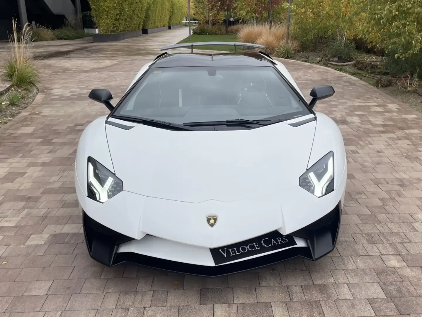 Lamborghini Aventador SuperVeloce LP 750-4 Roadster Blanc - 2