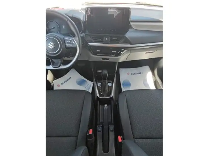 Suzuki Swift 1.2 GLX Mild Hybrid 2024, foto 7