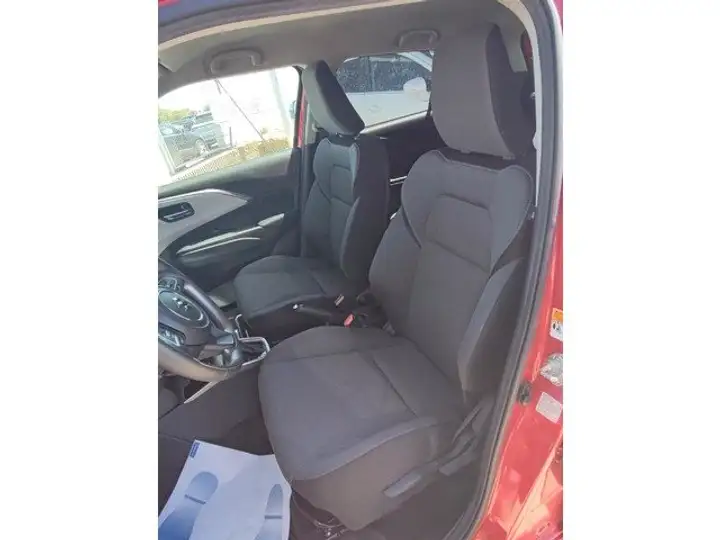 Suzuki Swift 1.2 GLX Mild Hybrid 2024, foto 9