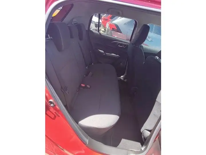 Suzuki Swift 1.2 GLX Mild Hybrid 2024, foto 6