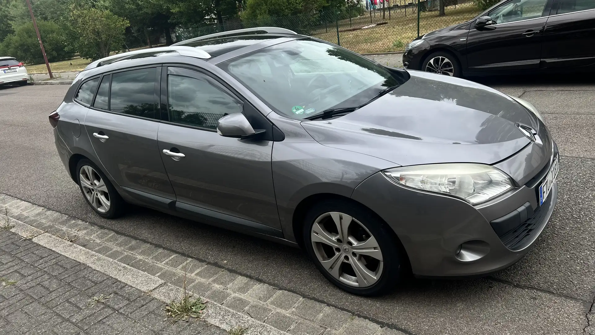 Renault Megane Grandtour dCi 130 FAP Expression - 2