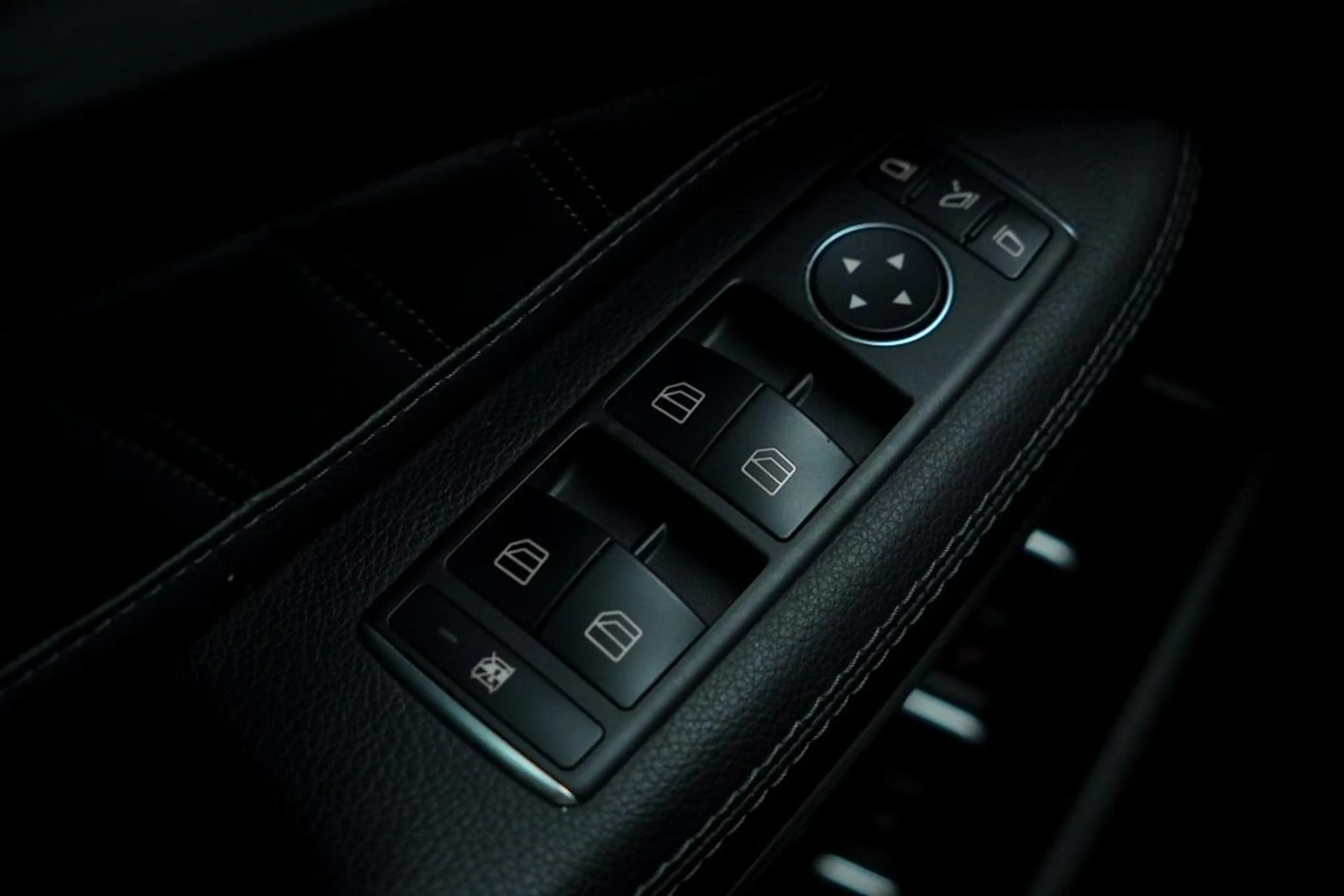 Mercedes-Benz GLS 500 4MATIC AMG / Pano / 7 Pers / B&O / Luchtvering / T — photo 21