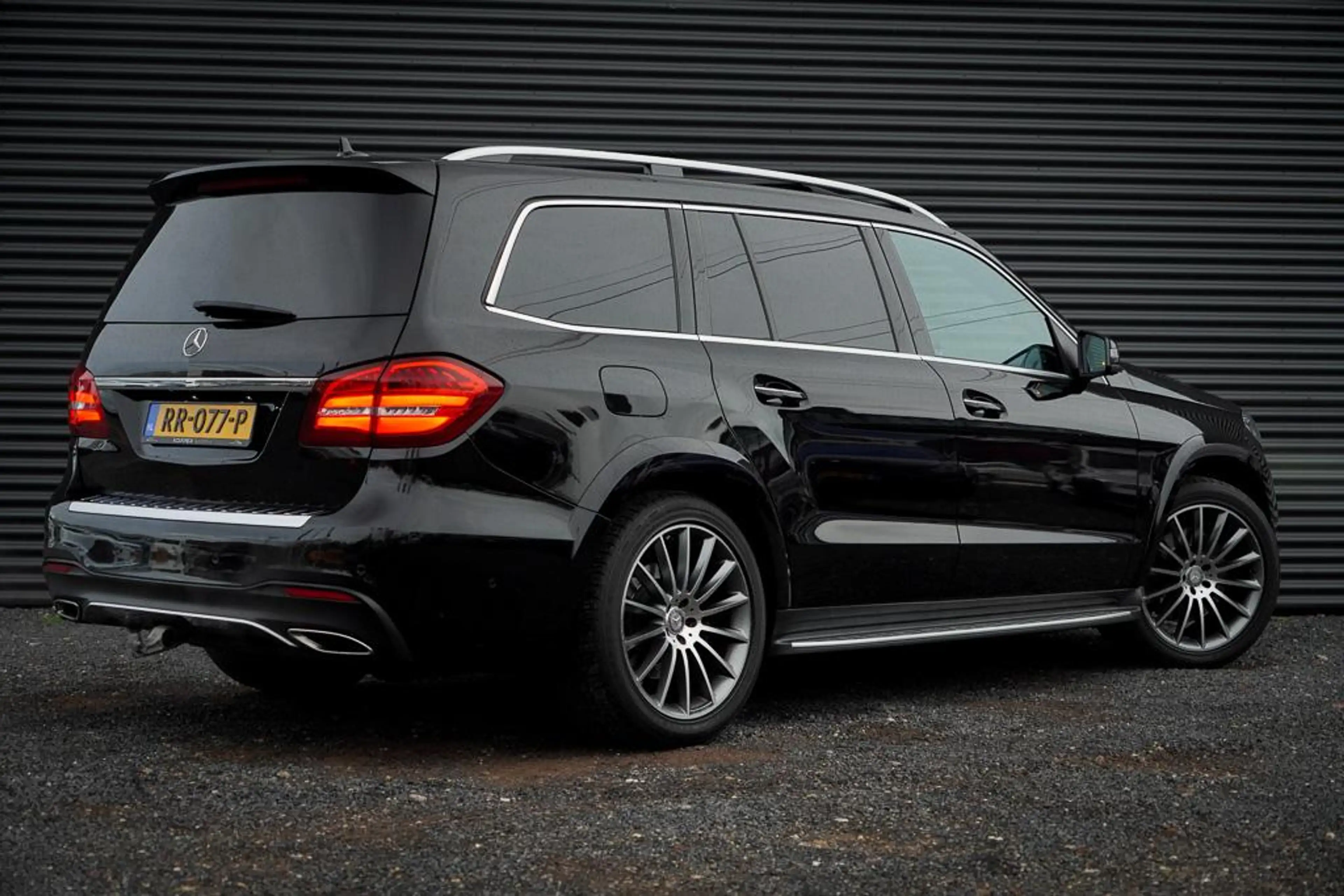 Mercedes-Benz GLS 500 4MATIC AMG / Pano / 7 Pers / B&O / Luchtvering / T — photo 4