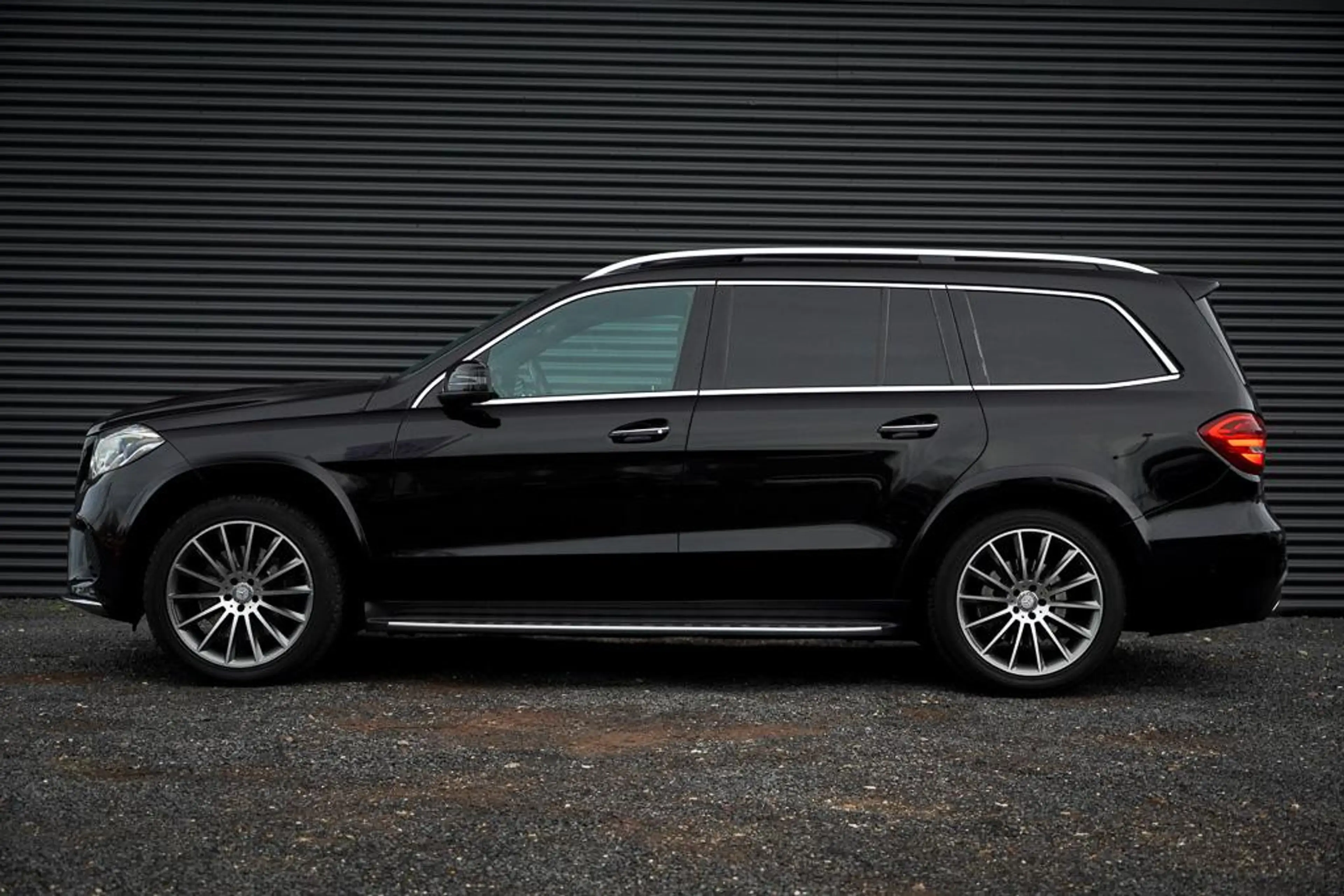 Mercedes-Benz GLS 500 4MATIC AMG / Pano / 7 Pers / B&O / Luchtvering / T — photo 3