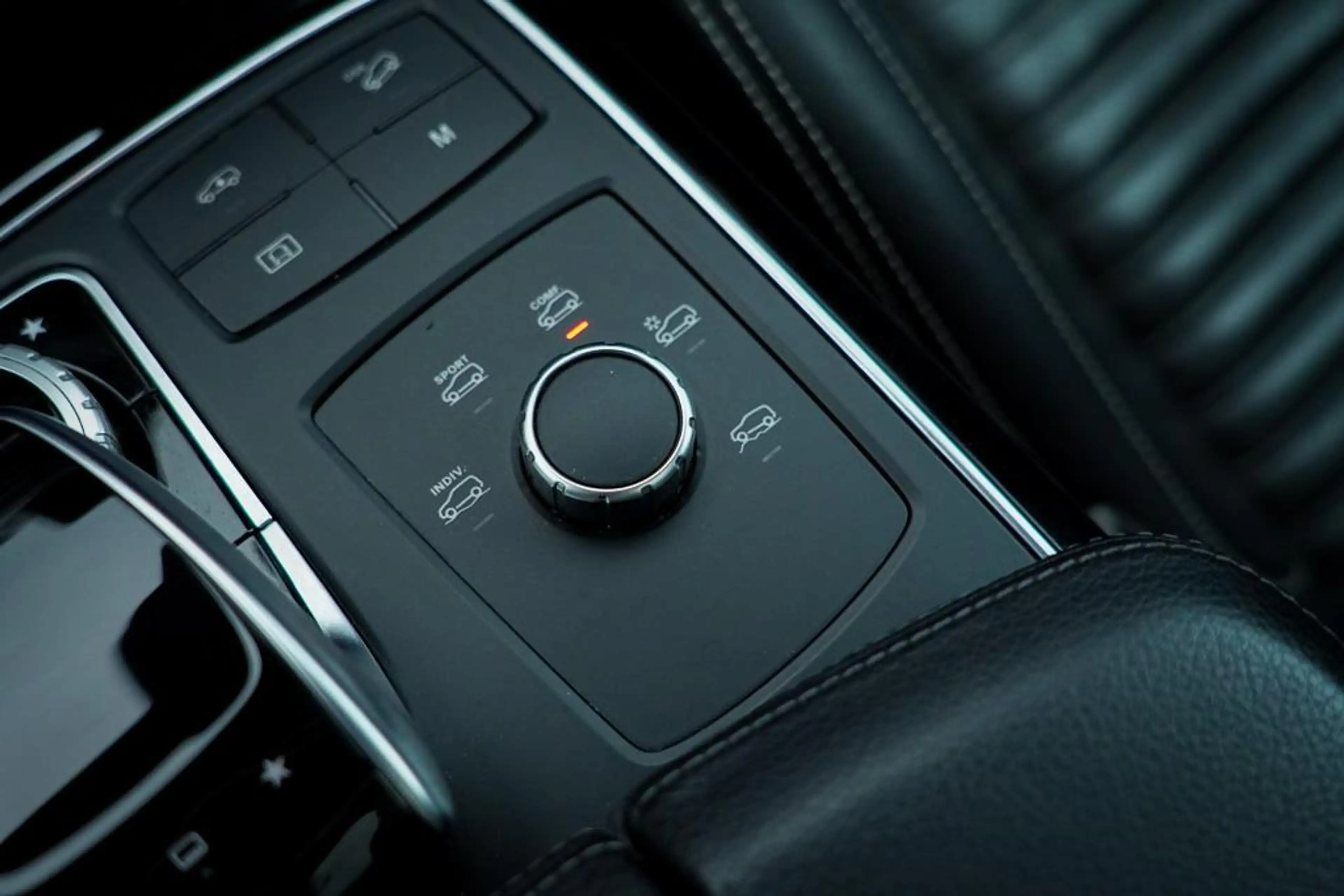 Mercedes-Benz GLS 500 4MATIC AMG / Pano / 7 Pers / B&O / Luchtvering / T — photo 18