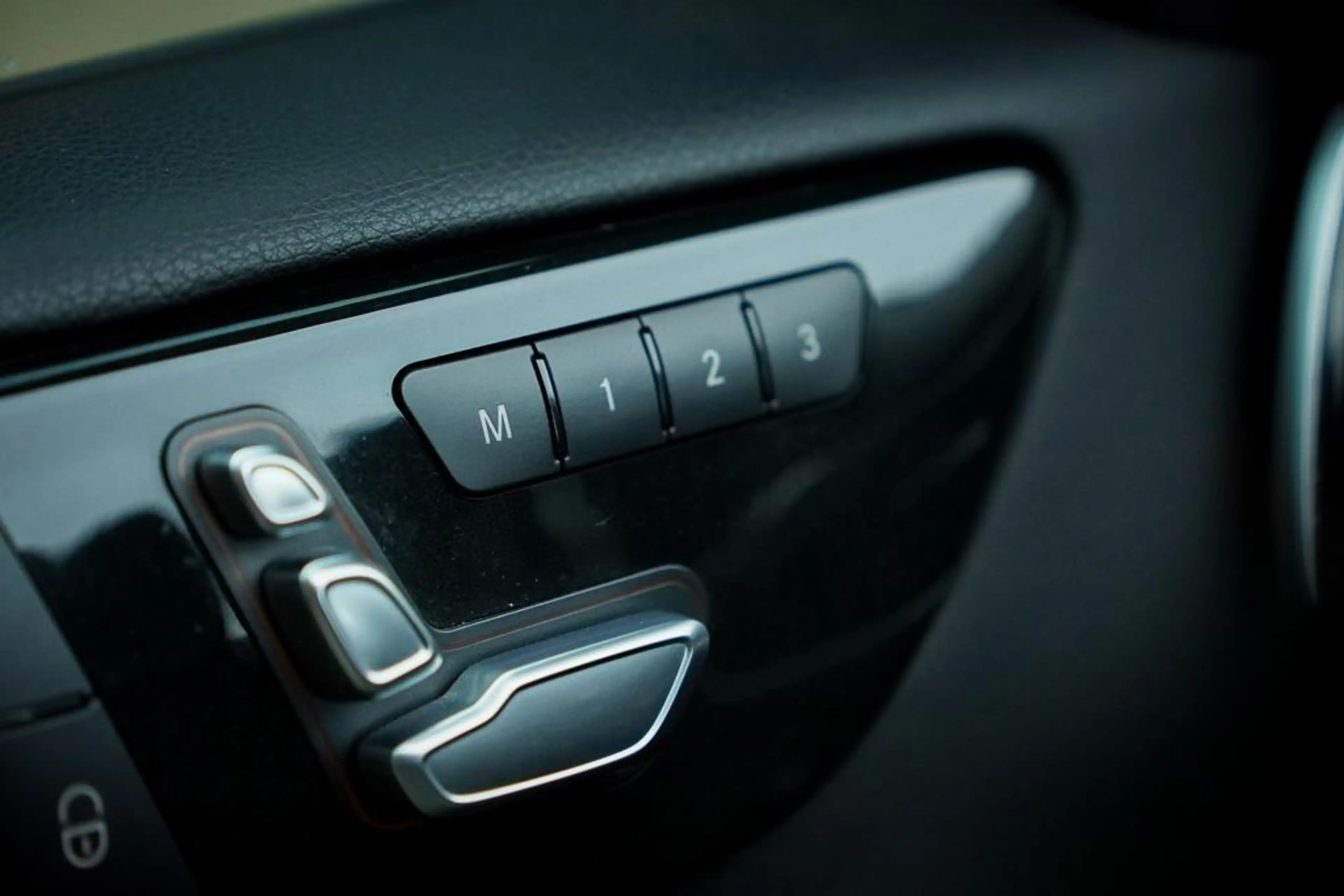 Mercedes-Benz GLS 500 4MATIC AMG / Pano / 7 Pers / B&O / Luchtvering / T — photo 23