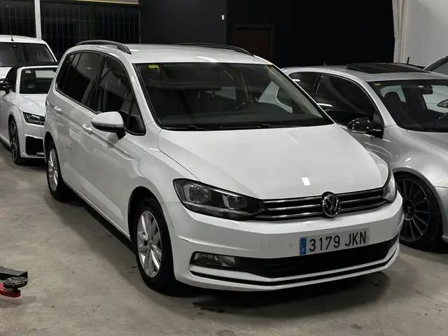 Volkswagen Touran 2.0TDI CR BMT Sport DSG 110kW