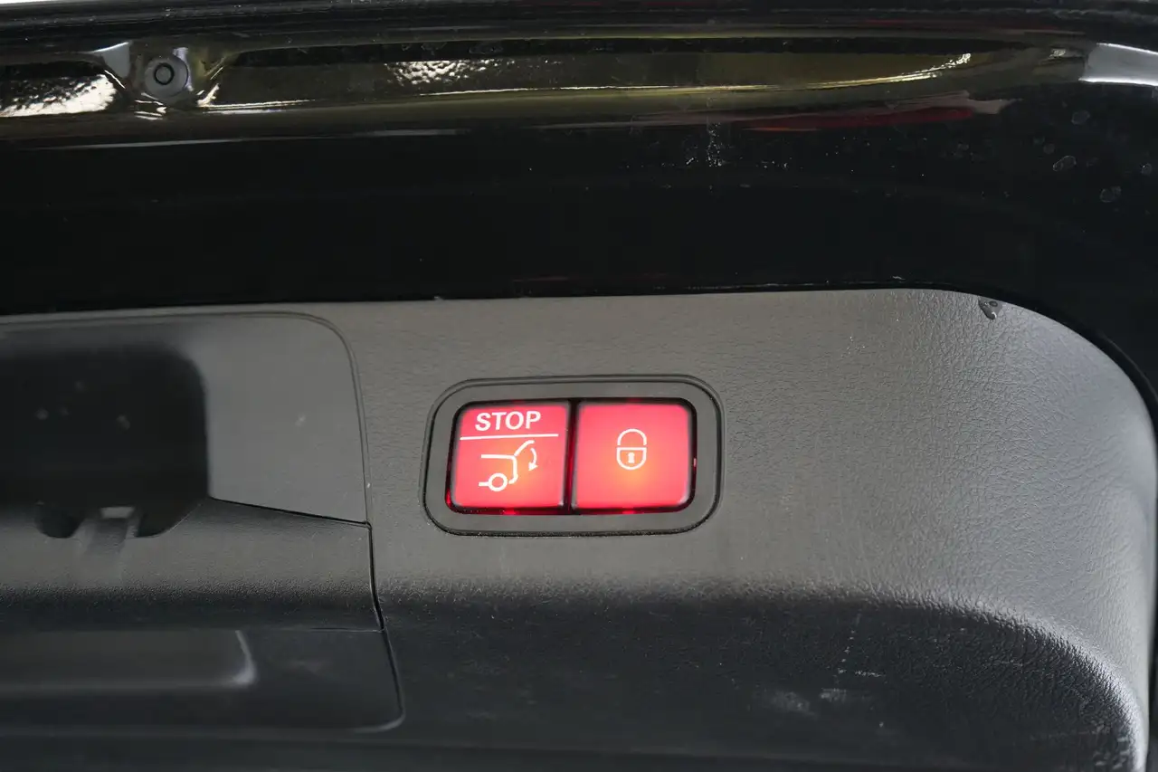 Mercedes-Benz EQB Luxury Line Premium 7Pl. LEDER/CUIR LED GPS PDC 36, миниатюра 24
