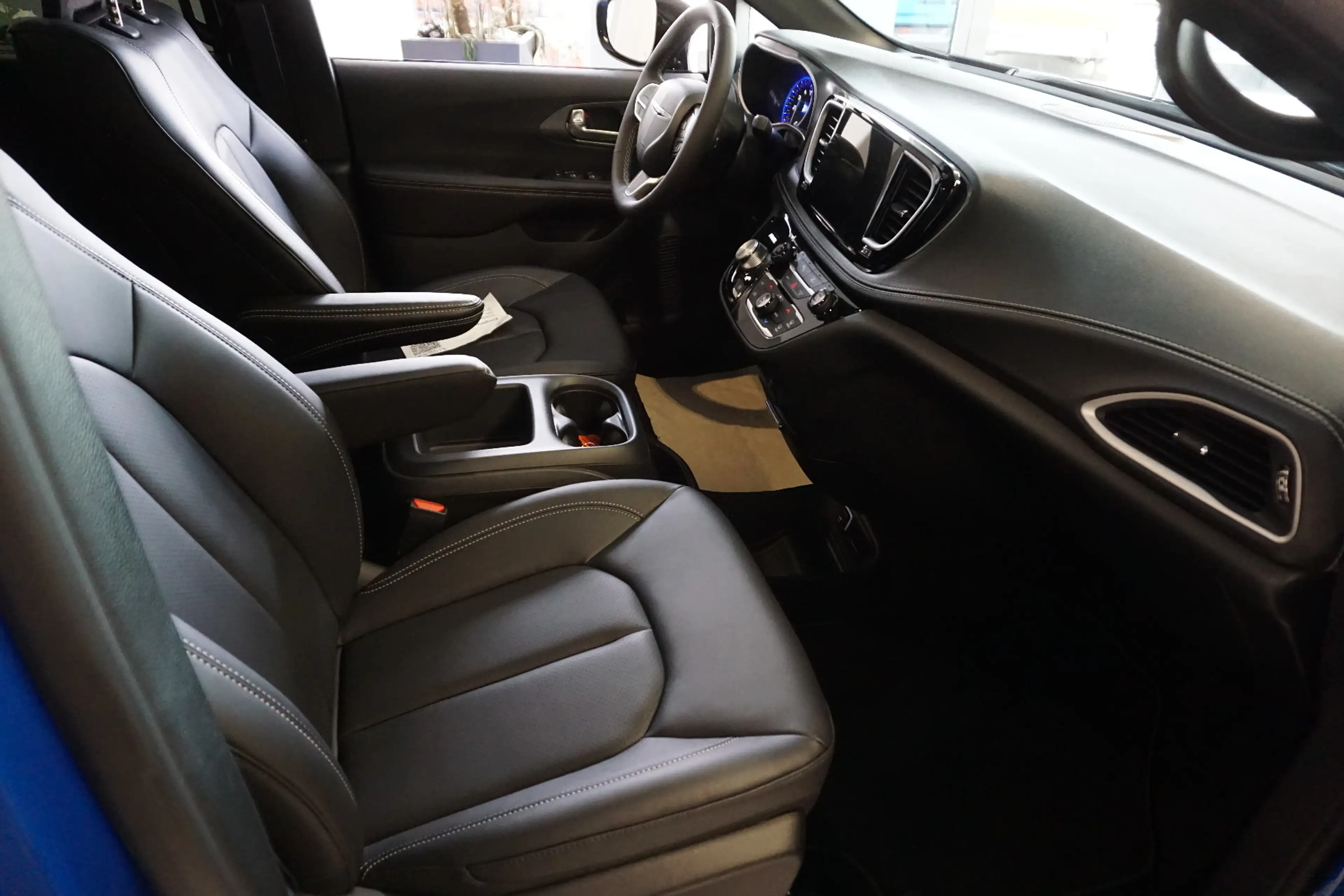 Chrysler Pacifica 3.6 — photo 6