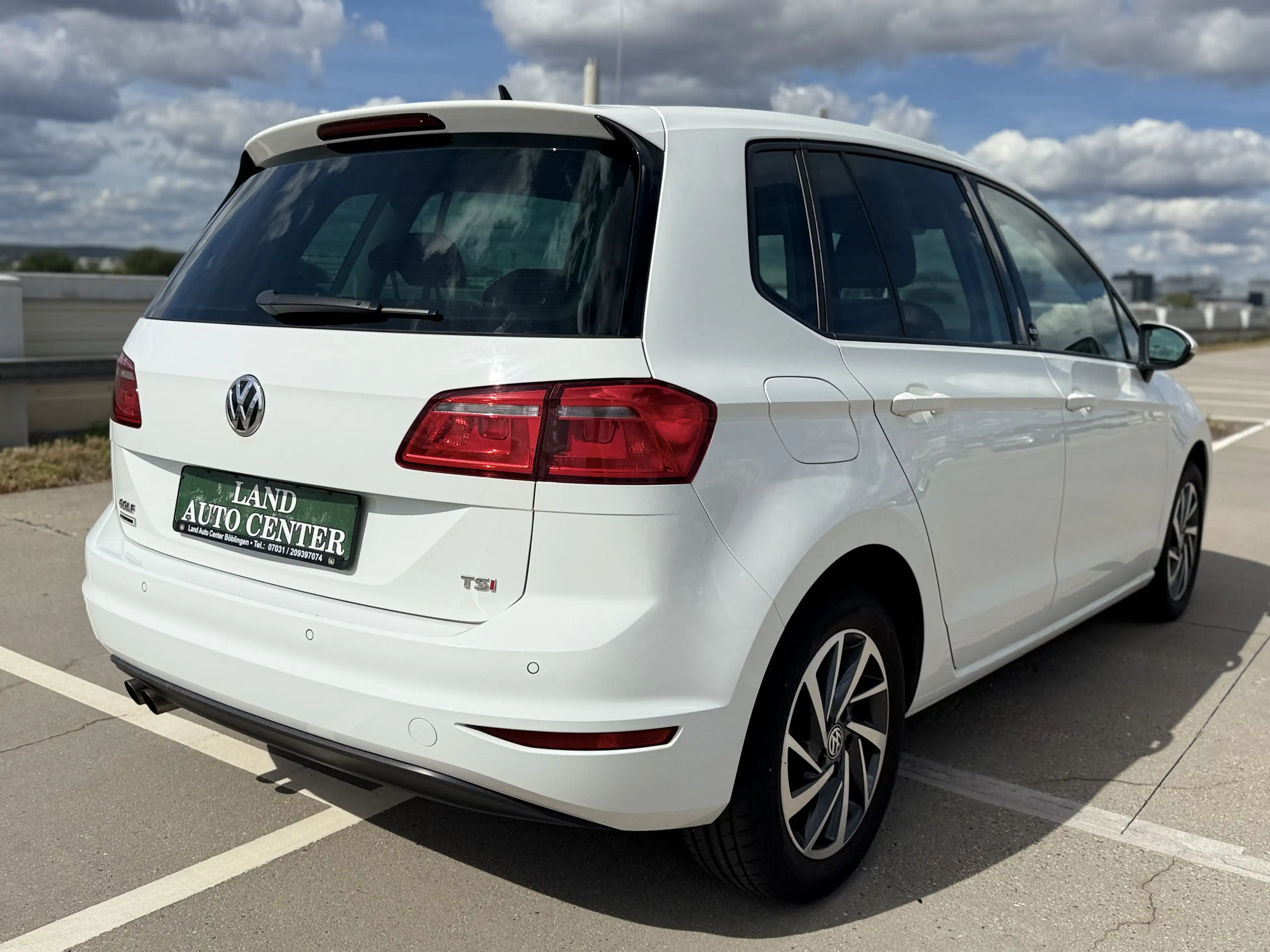 Volkswagen Golf Sportsvan Golf VII Sportsvan 1.4 TSI*DSG*1.HAND*NAVI*SCHECKHEFT* — photo 9