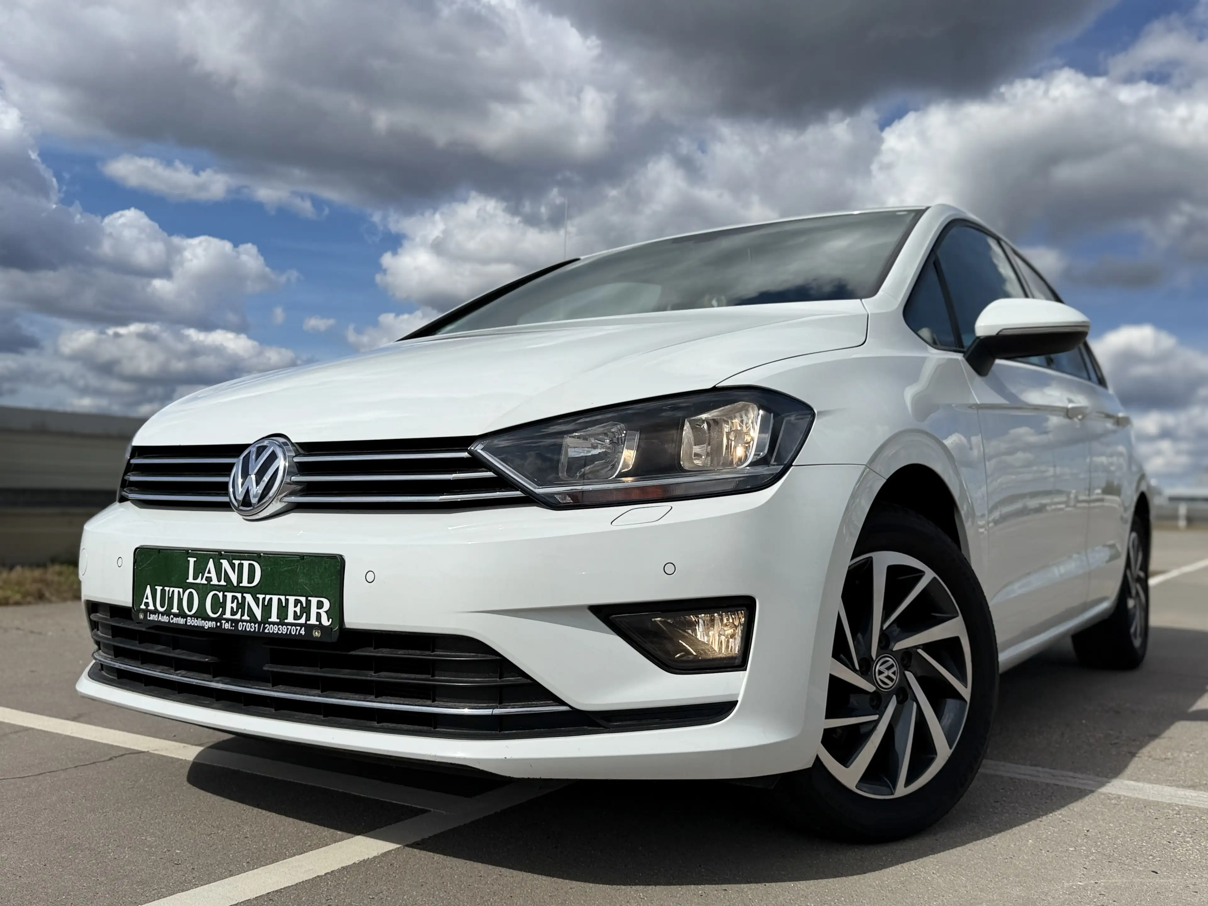Volkswagen Golf Sportsvan Golf VII Sportsvan 1.4 TSI*DSG*1.HAND*NAVI*SCHECKHEFT* — photo 2