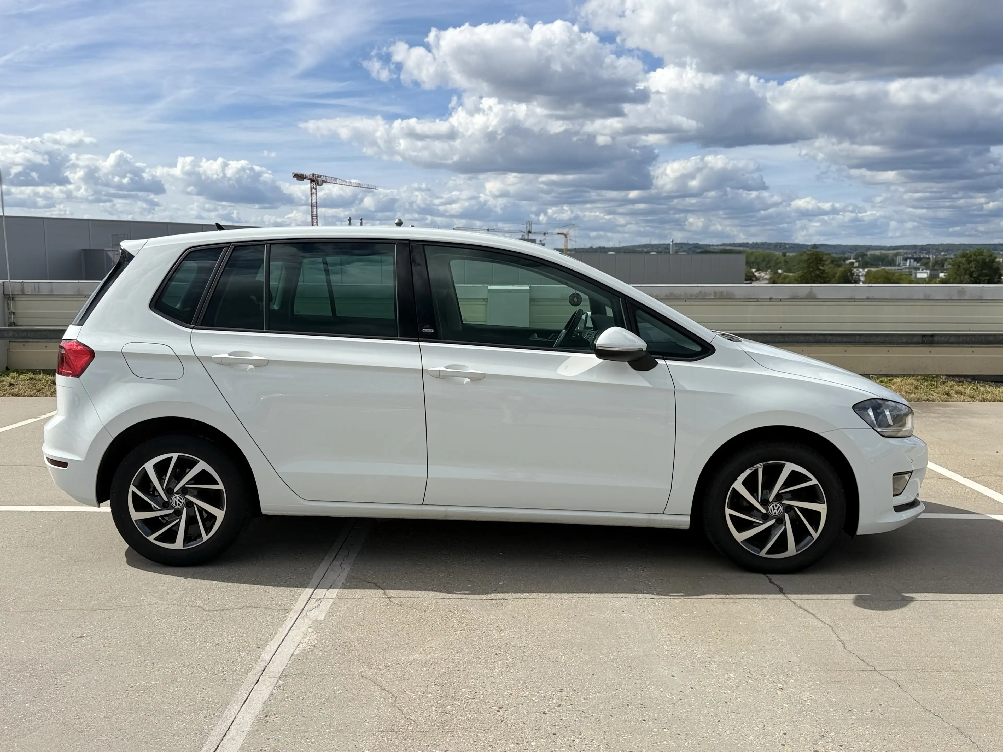 Volkswagen Golf Sportsvan Golf VII Sportsvan 1.4 TSI*DSG*1.HAND*NAVI*SCHECKHEFT* — photo 10