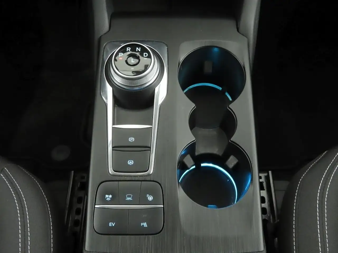 Ford Kuga 2.5 Plug-in-Hybrid Titanium LED+ParkAss+AHK, миниатюра 23