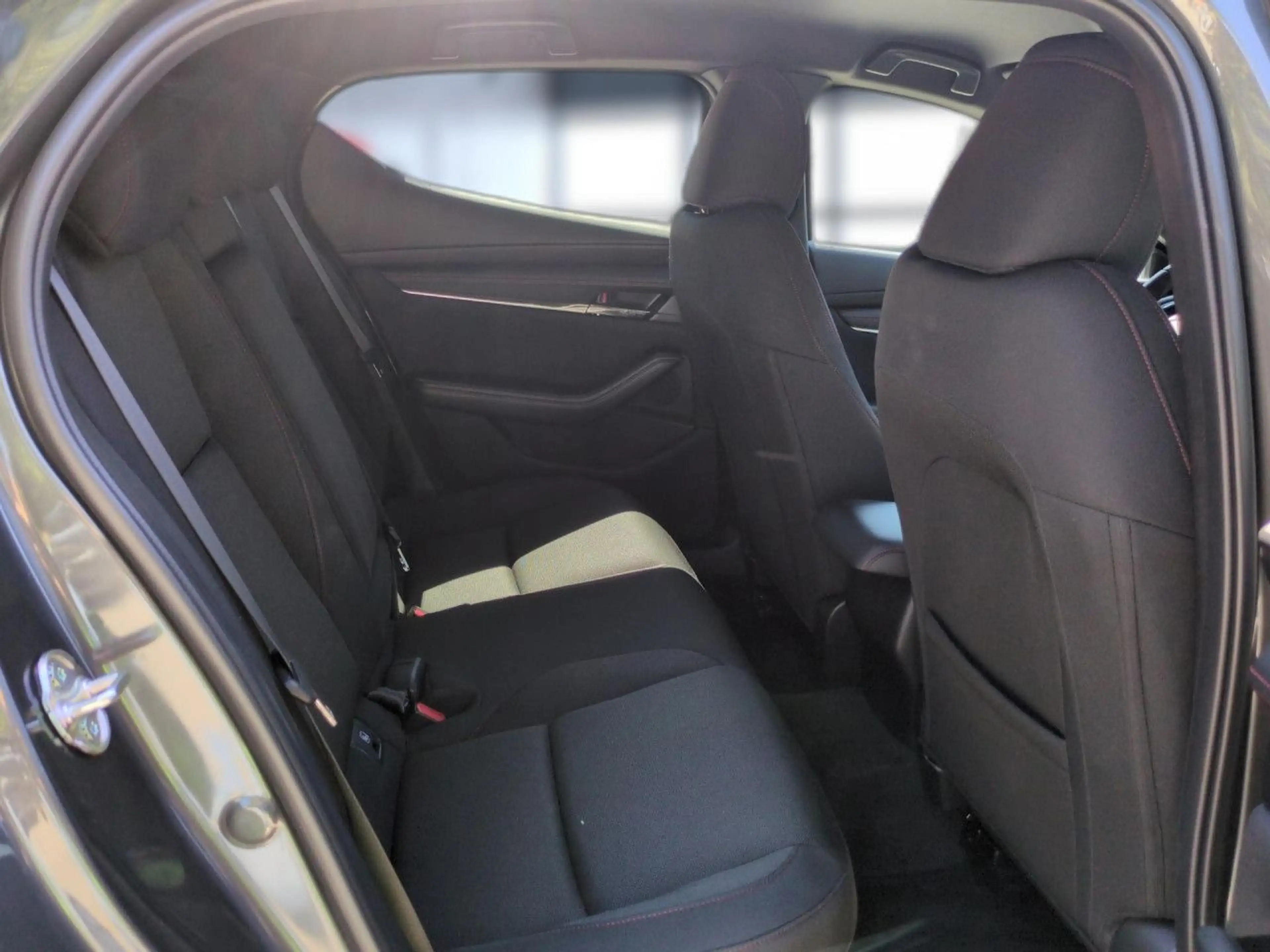 Mazda 3 2.5 e-SKYACTIV-G Homura Automatik Bluetooth Navi — photo 22