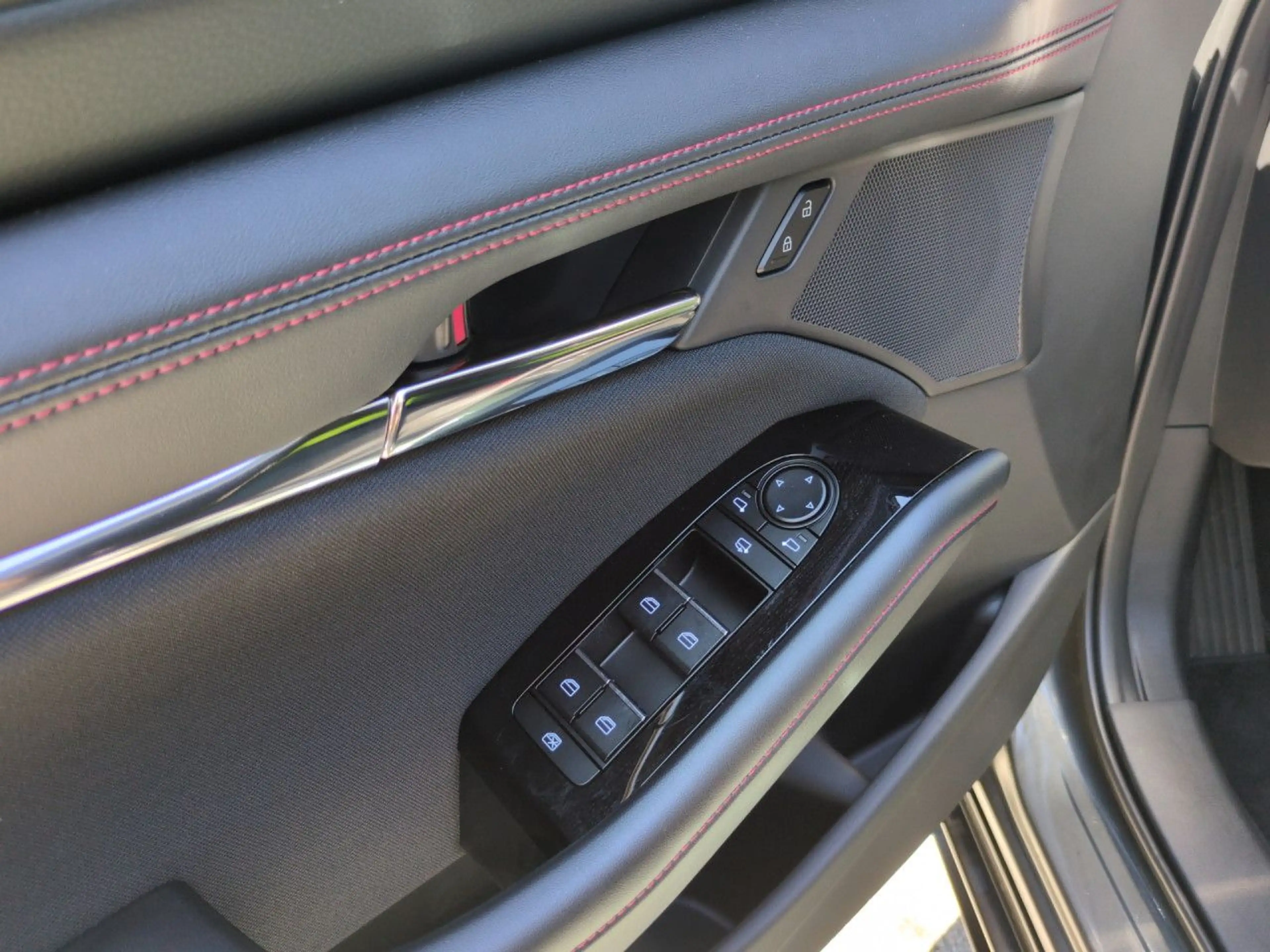 Mazda 3 2.5 e-SKYACTIV-G Homura Automatik Bluetooth Navi — photo 9