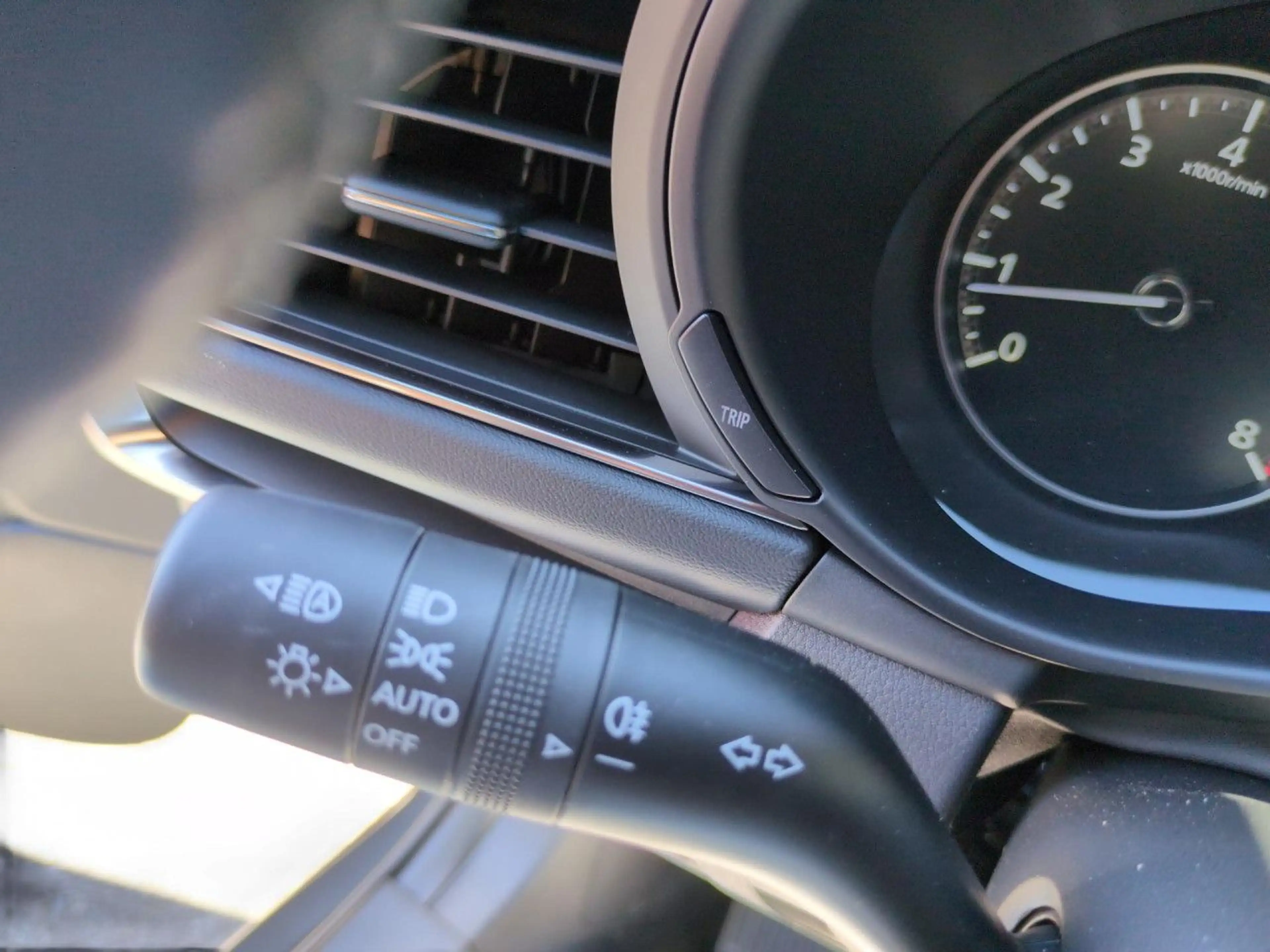 Mazda 3 2.5 e-SKYACTIV-G Homura Automatik Bluetooth Navi — photo 15