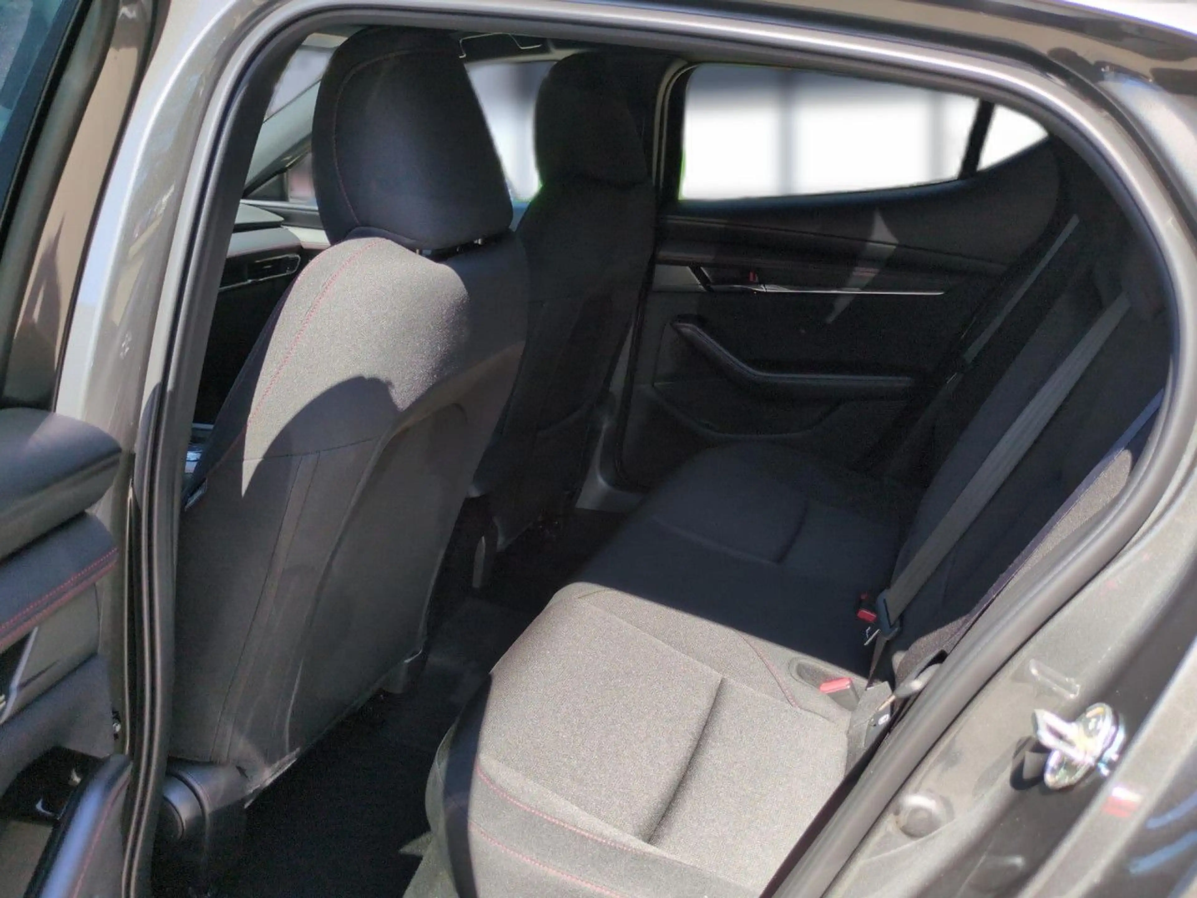 Mazda 3 2.5 e-SKYACTIV-G Homura Automatik Bluetooth Navi — photo 19