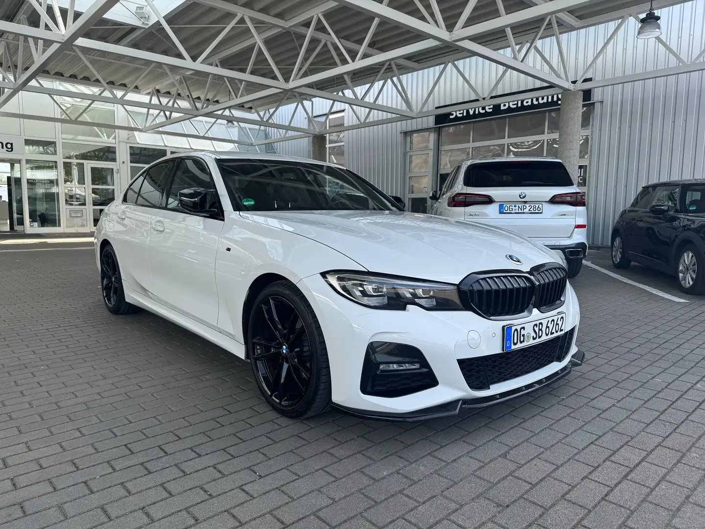 BMW 320 320 d M Sport Weiß - 2