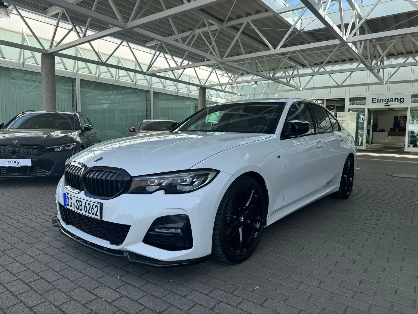 BMW 320 320 d M Sport Weiß - 1