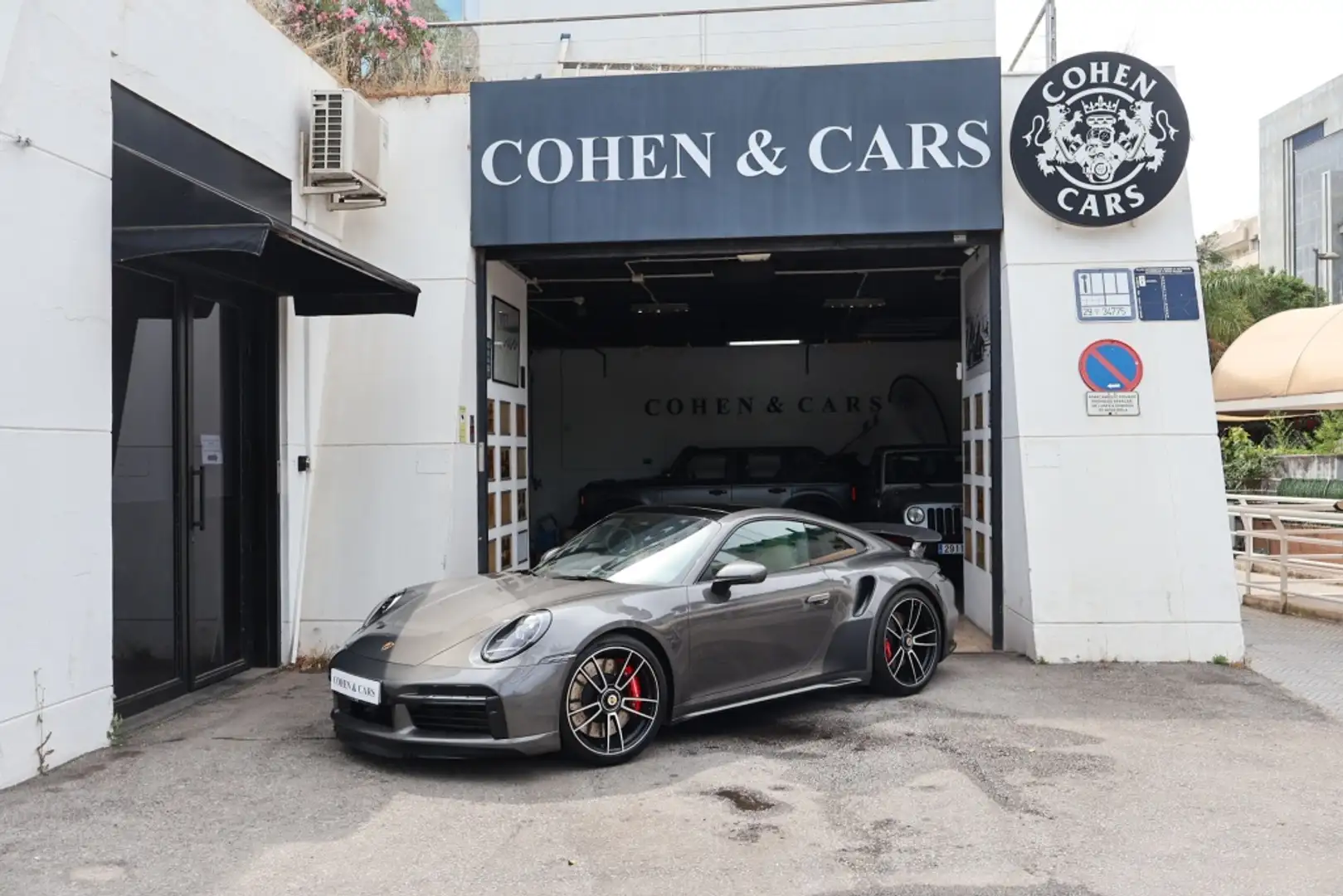 Porsche 992 Turbo Coupé PDK Gris - 1