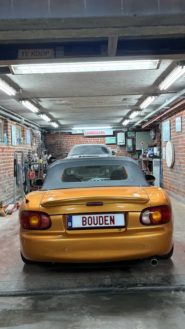 Mazda MX-5 1.6i 16V - 2