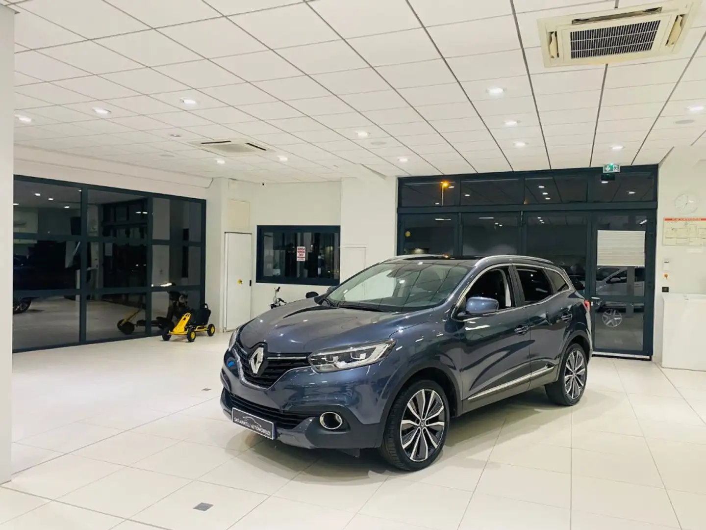 Renault Kadjar TCE 130 INTENS Gris - 1