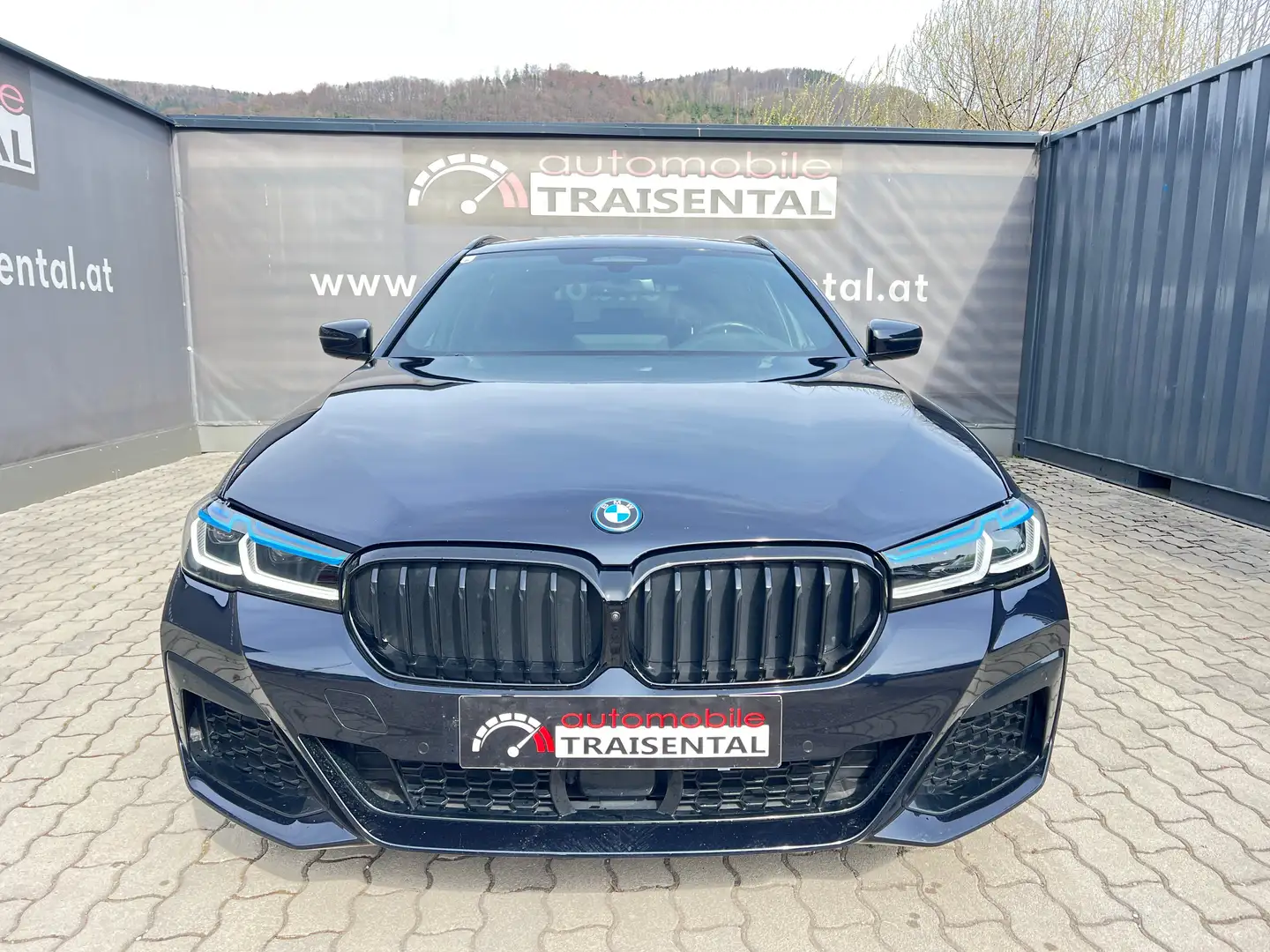 BMW 530 e xDrive M Sport Schwarz - 2