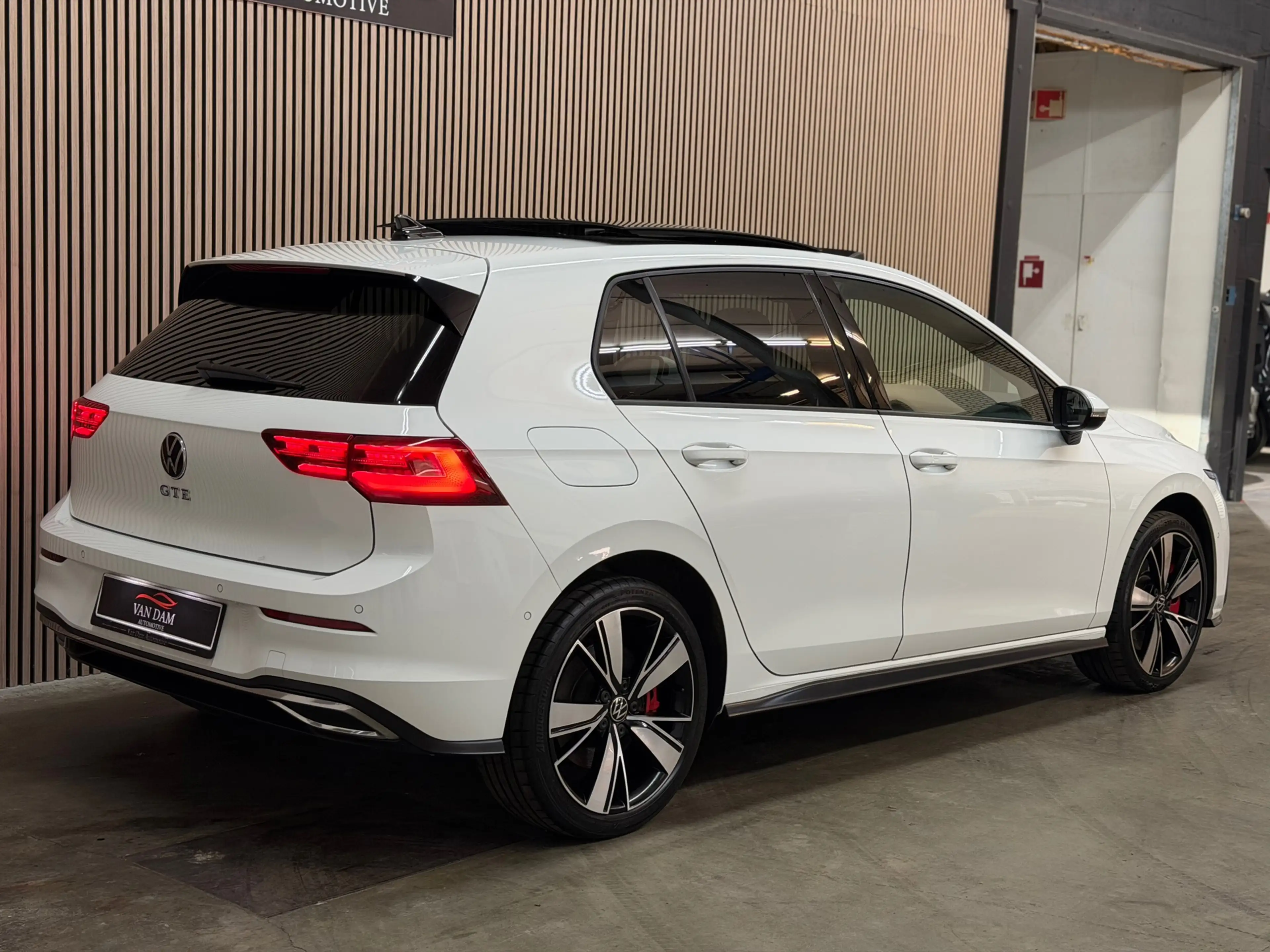 Volkswagen Golf GTE 1.4 eHybrid 2021 PANO IQ-LIGHTS CAMERA TREKHAAK — photo 7