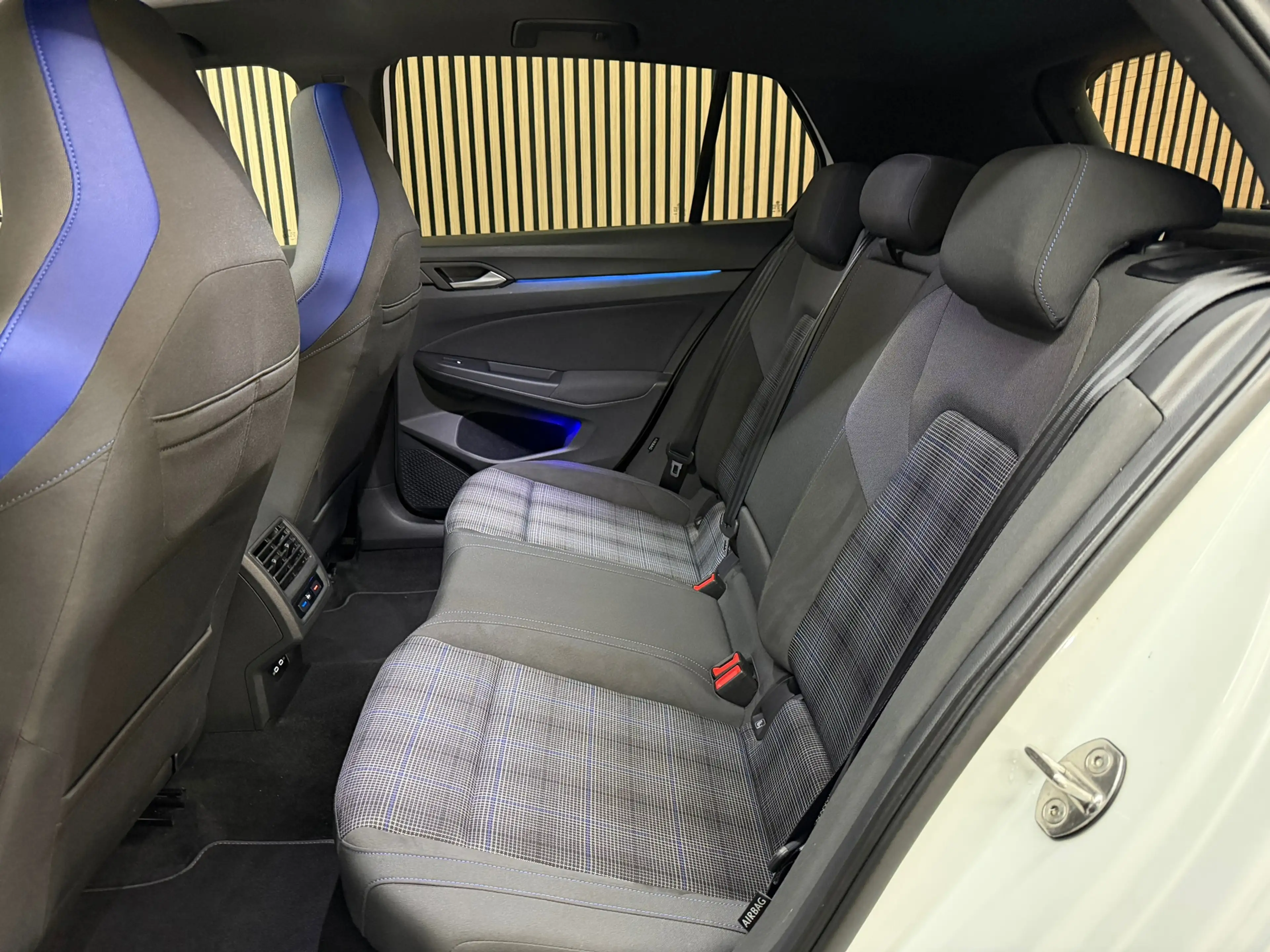 Volkswagen Golf GTE 1.4 eHybrid 2021 PANO IQ-LIGHTS CAMERA TREKHAAK — photo 13