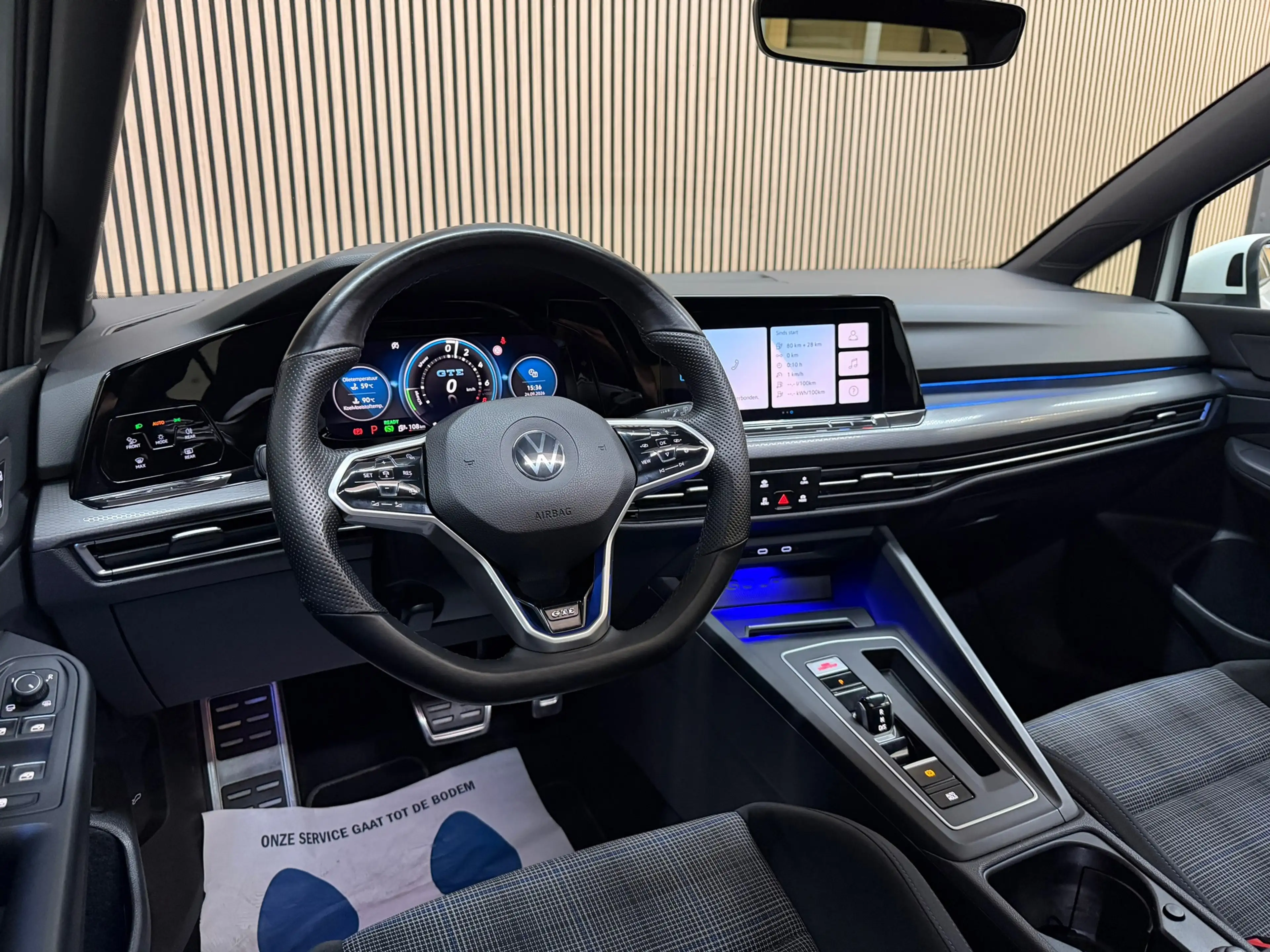 Volkswagen Golf GTE 1.4 eHybrid 2021 PANO IQ-LIGHTS CAMERA TREKHAAK — photo 19