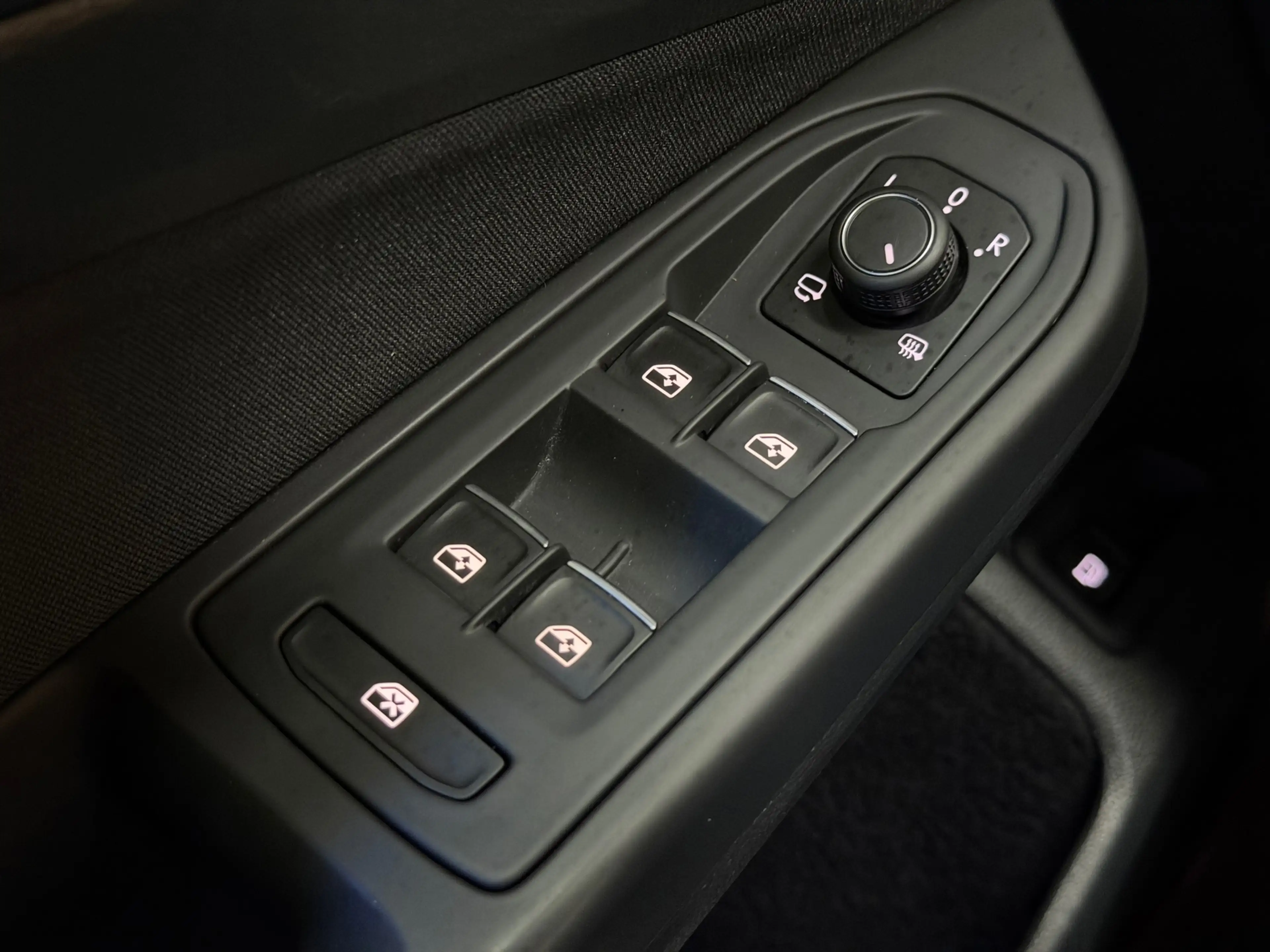 Volkswagen Golf GTE 1.4 eHybrid 2021 PANO IQ-LIGHTS CAMERA TREKHAAK — photo 38