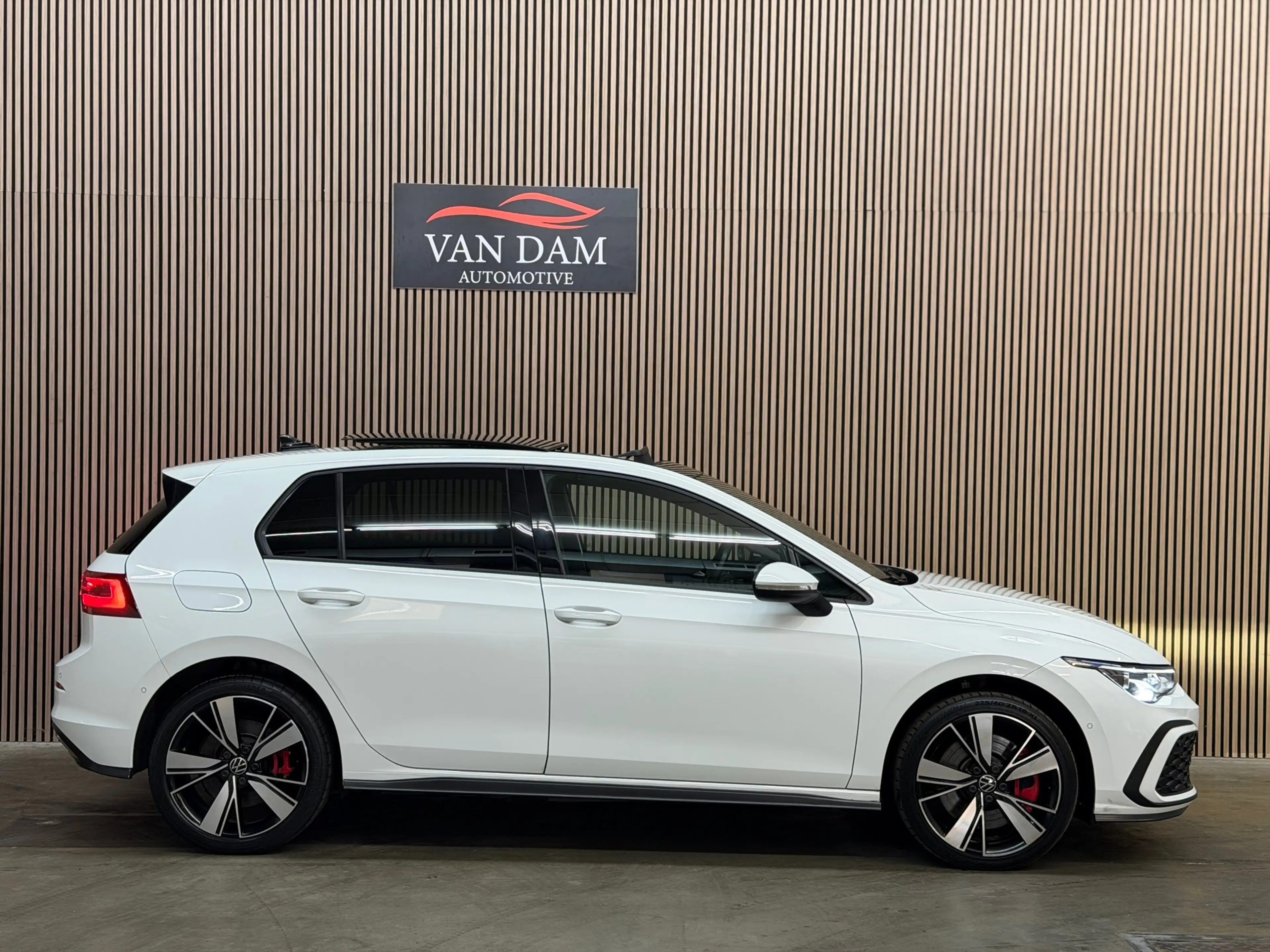 Volkswagen Golf GTE 1.4 eHybrid 2021 PANO IQ-LIGHTS CAMERA TREKHAAK — photo 9