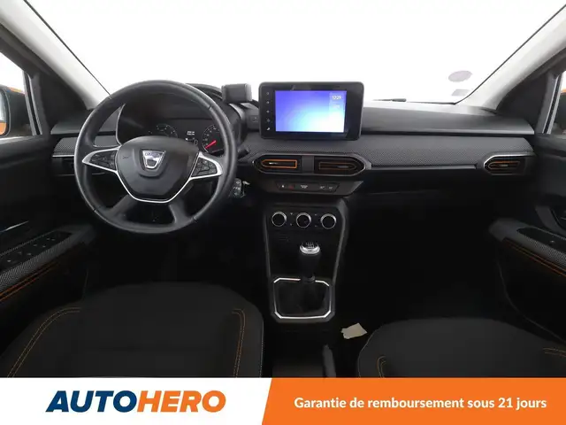 Dacia Sandero view 12