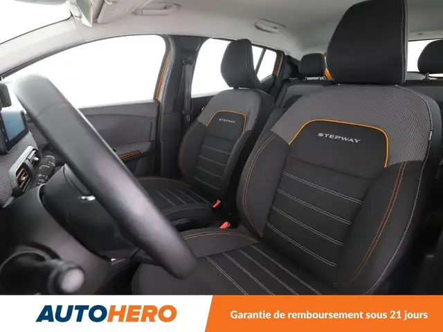 Dacia Sandero view 10